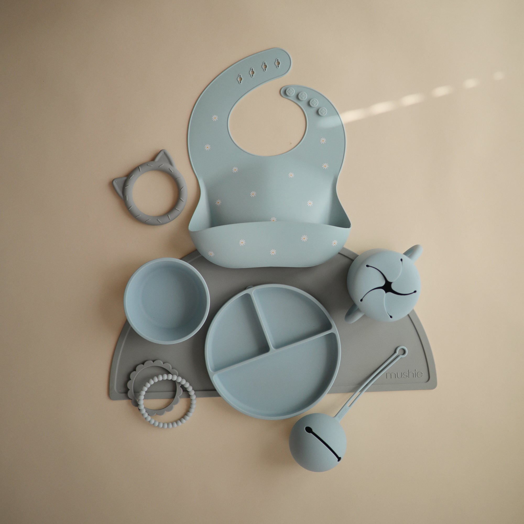 Cat Teether teether Mushie