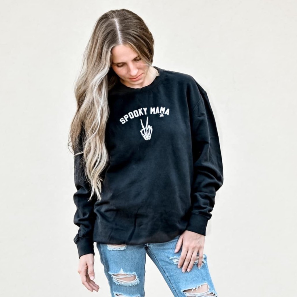 Adult 'Spooky Mama' Comfort Colors Crewneck
