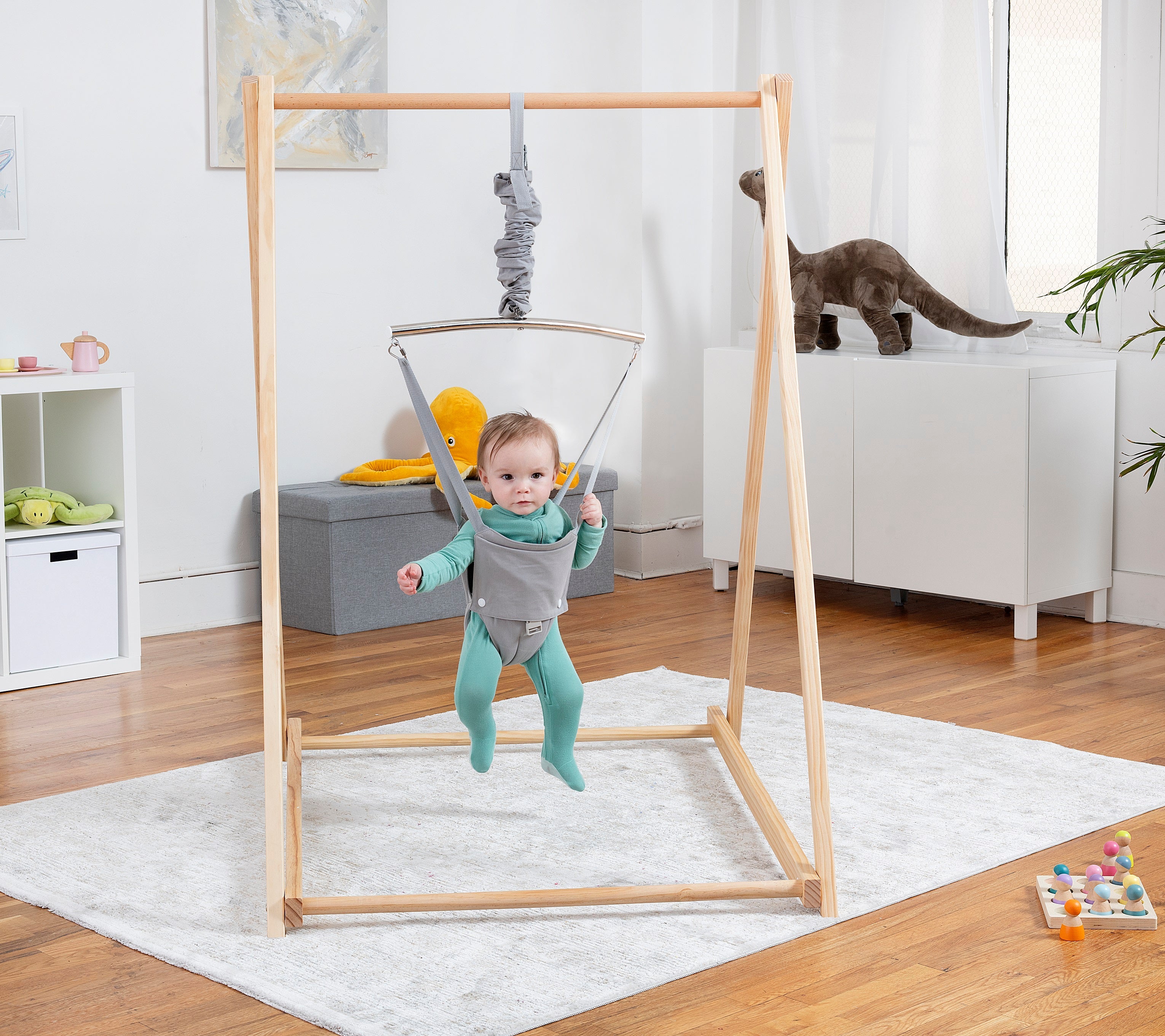 Tulip - Foldable Baby Bouncer with Harness Indoor Avenlur.com