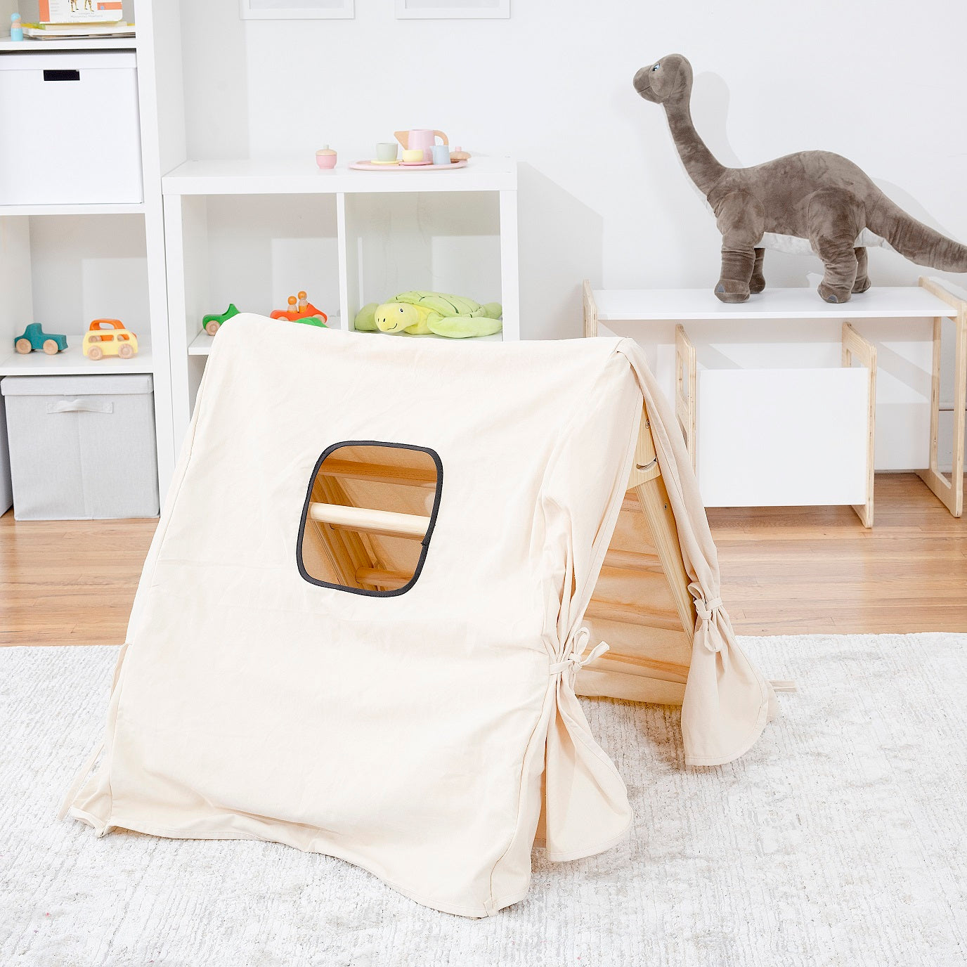 Tent for the Olive and Hazel Avenlur.com