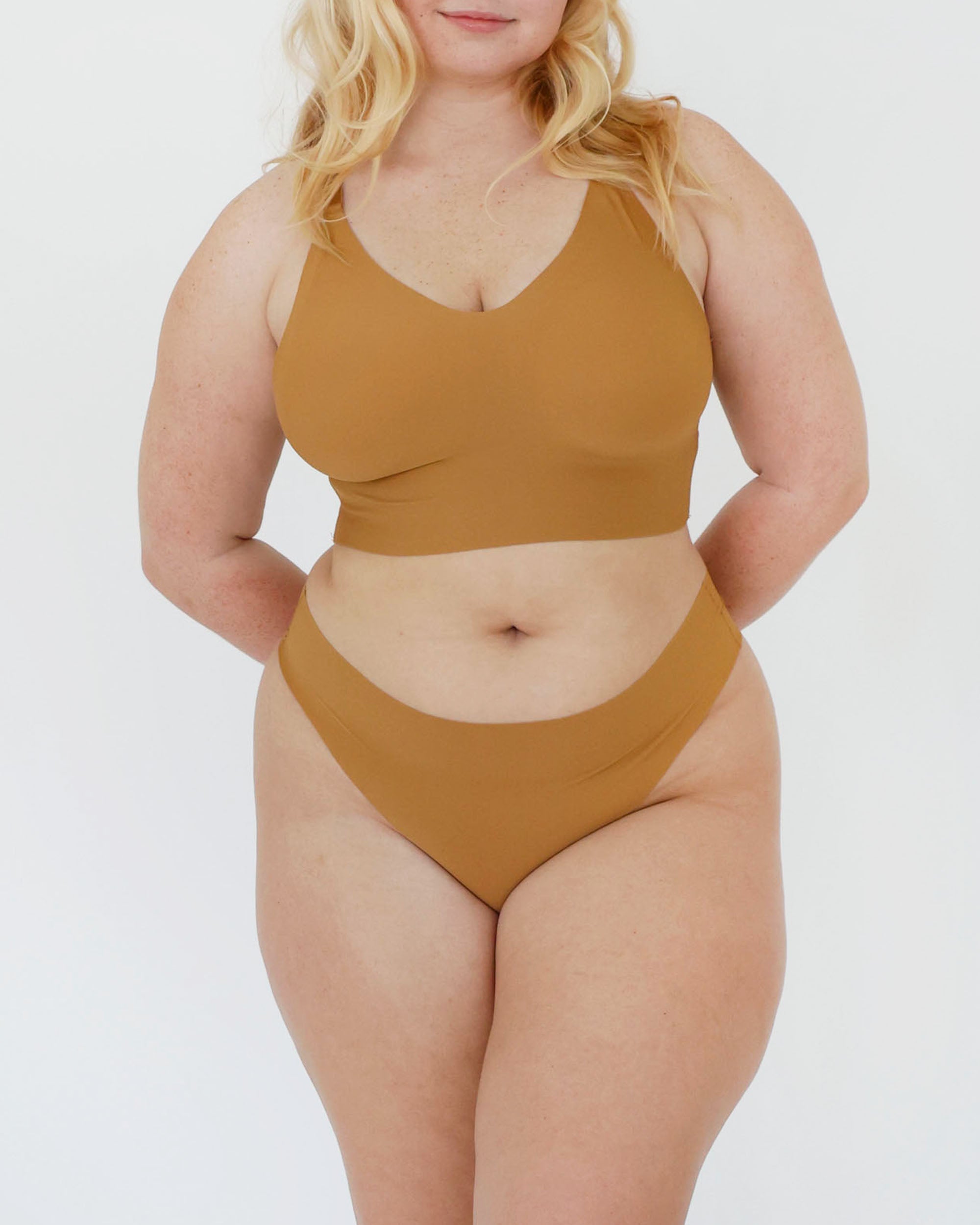 Signature Mid-Rise Thong - Honey