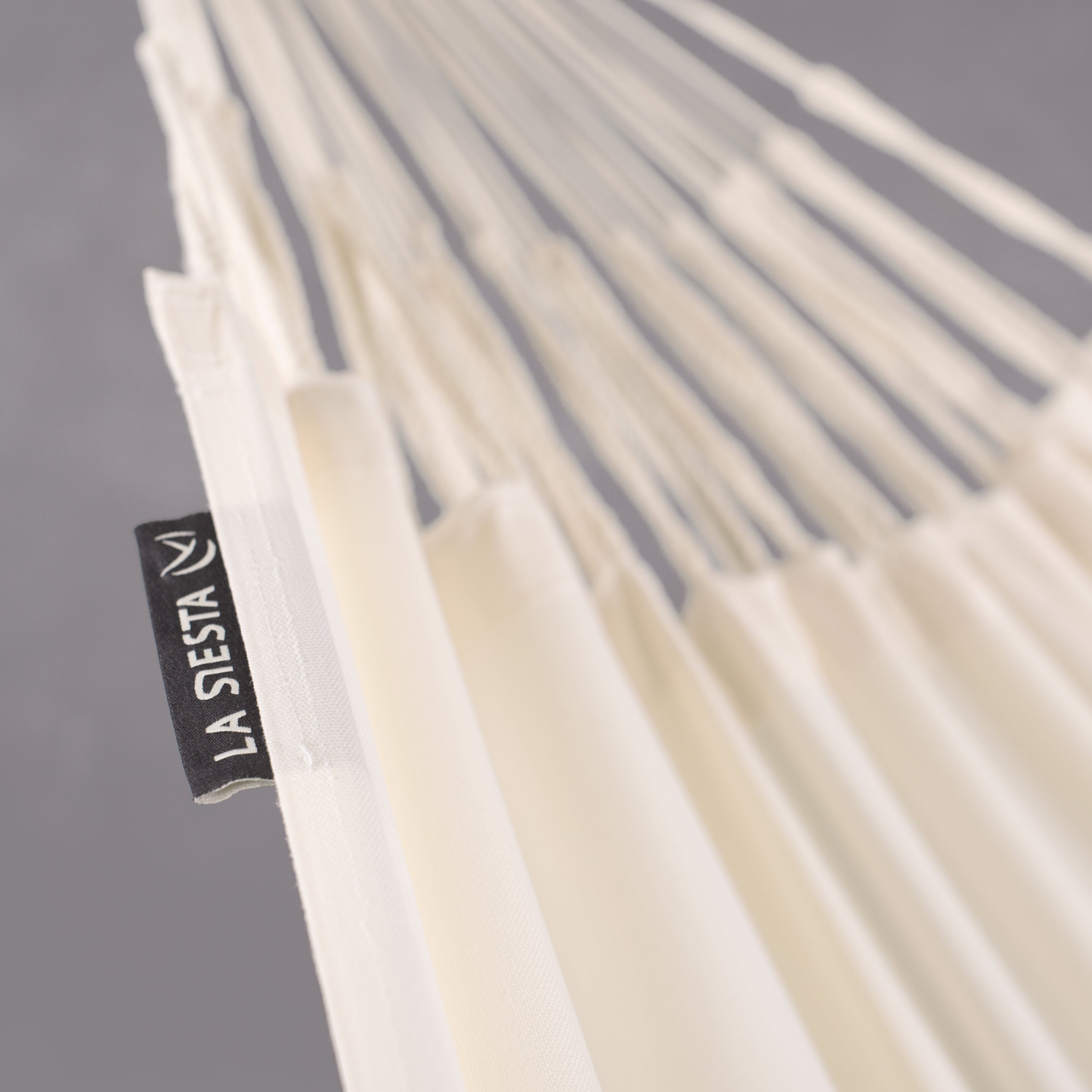 Nautico Cool Grey Outdoor Vanilla - Weather-Resistant Kingsize Hammock with Powder Coated Steel Stand