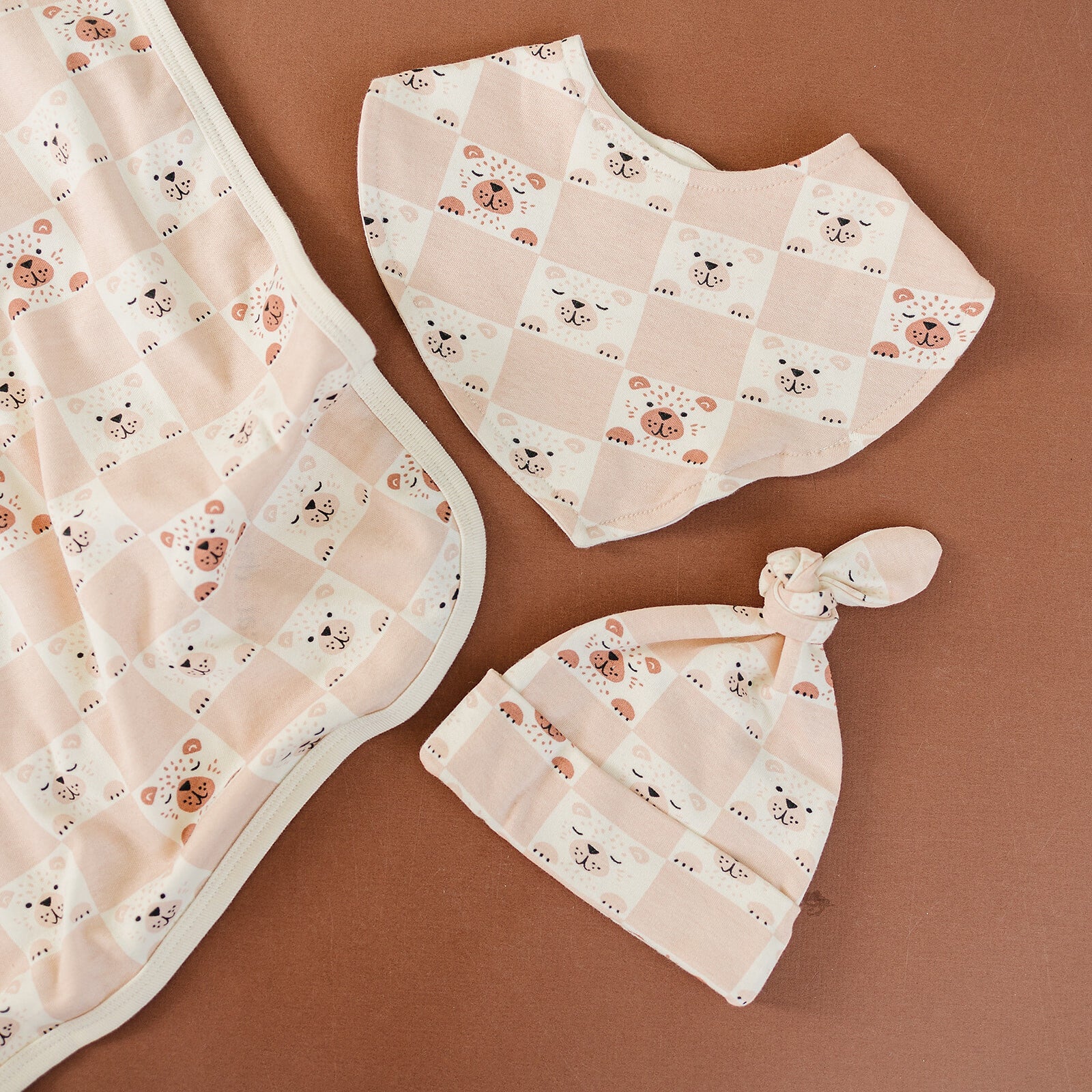 GOTS Certified Organic Cotton Blanket - Checkered Bear