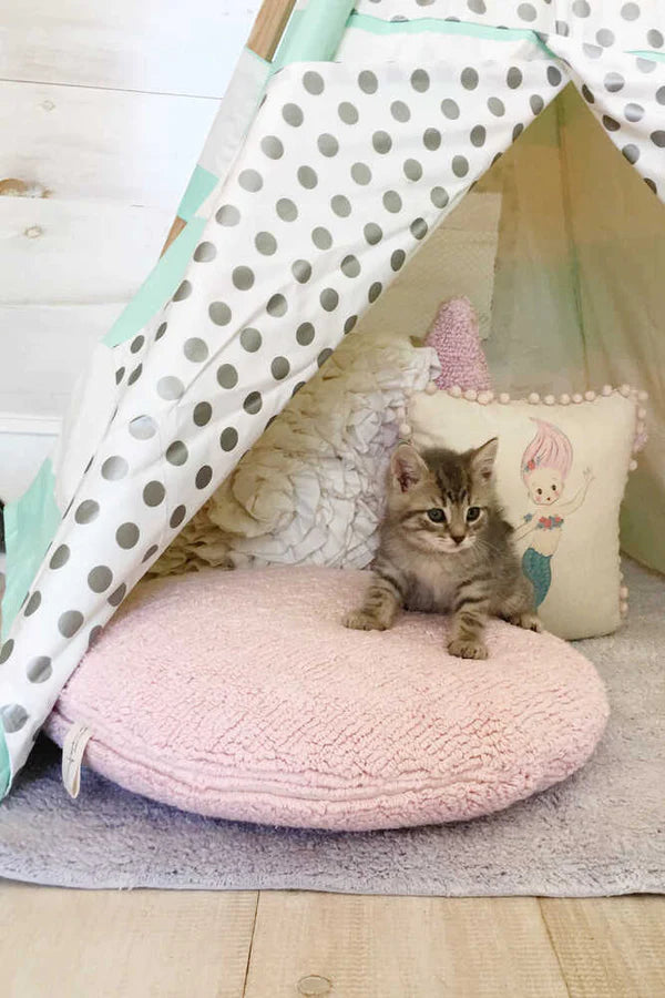 CUSHION BIG DOT PINK Little Wonder & Co