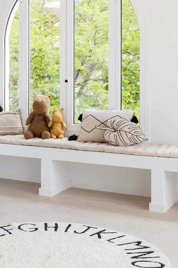 CUSHION LEAF Little Wonder & Co