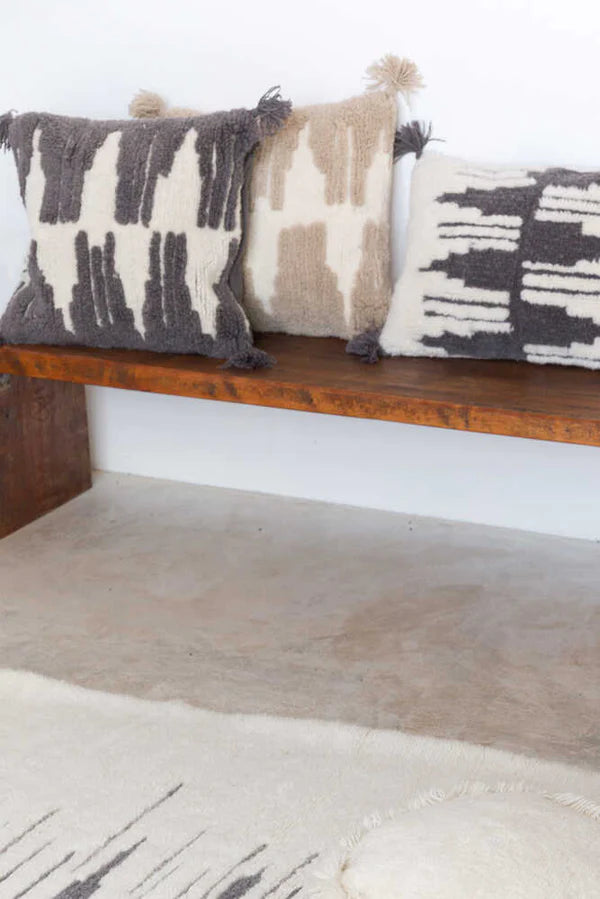 CUSHION ZAGROS CHARCOAL NATURAL Little Wonder & Co