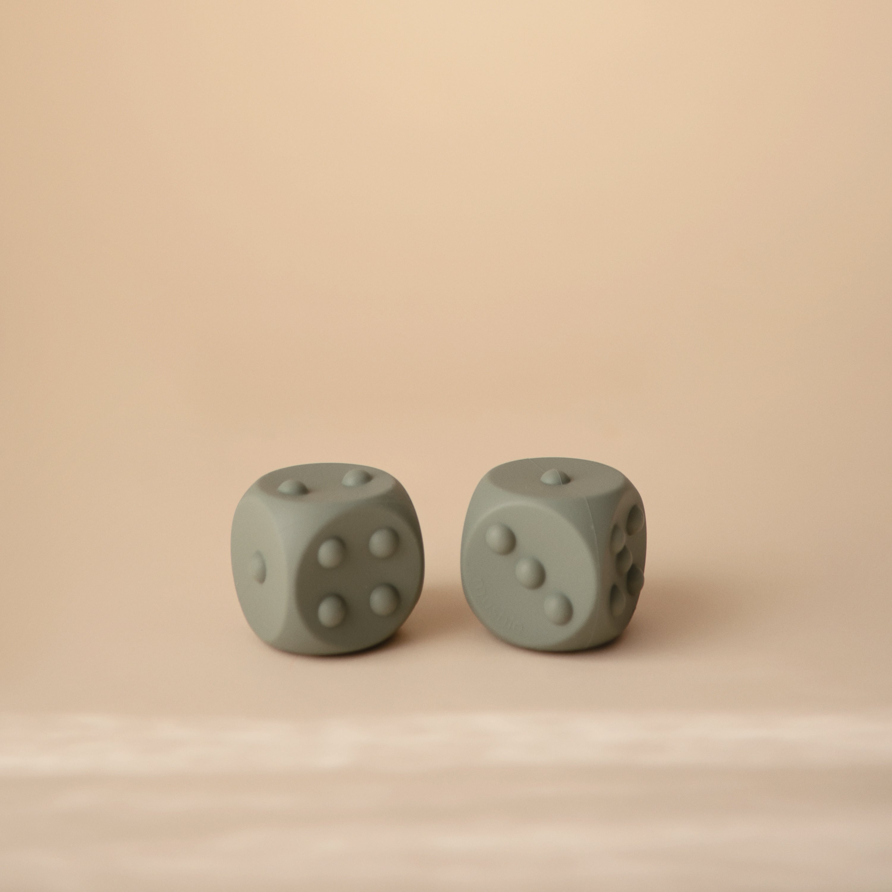Dice Press Toy 2-Pack Press Toy Mushie