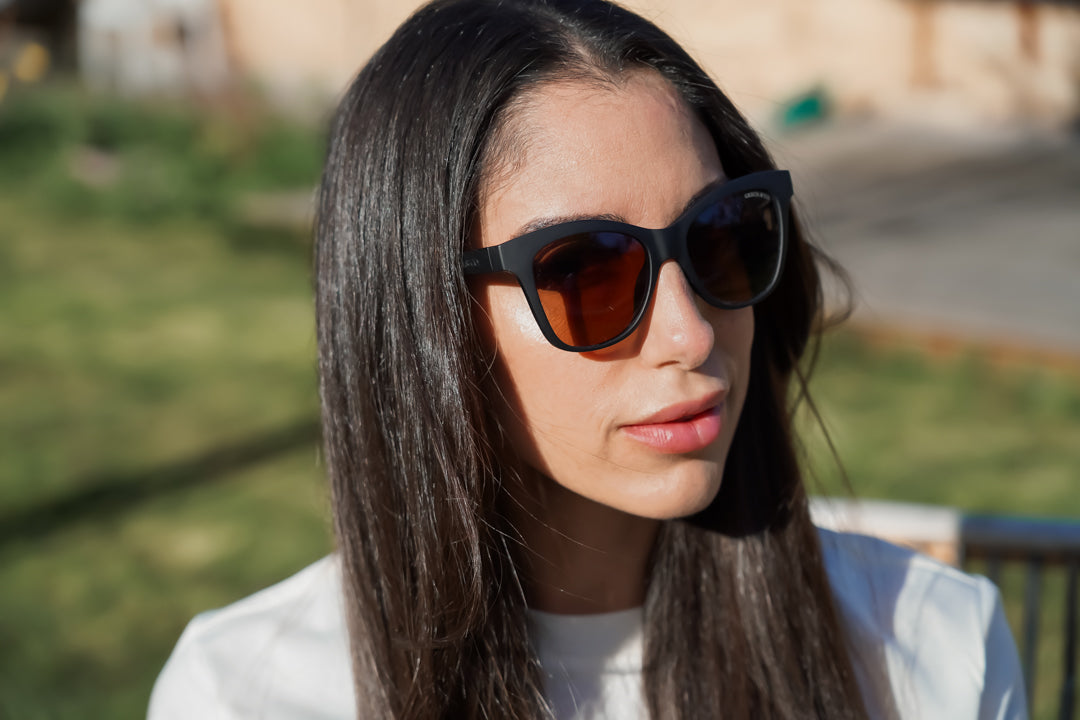 Iconic Wayfarer Ombre | Polarized Sunglasses | Adult | 15+ Y | Desert Teal Ombre