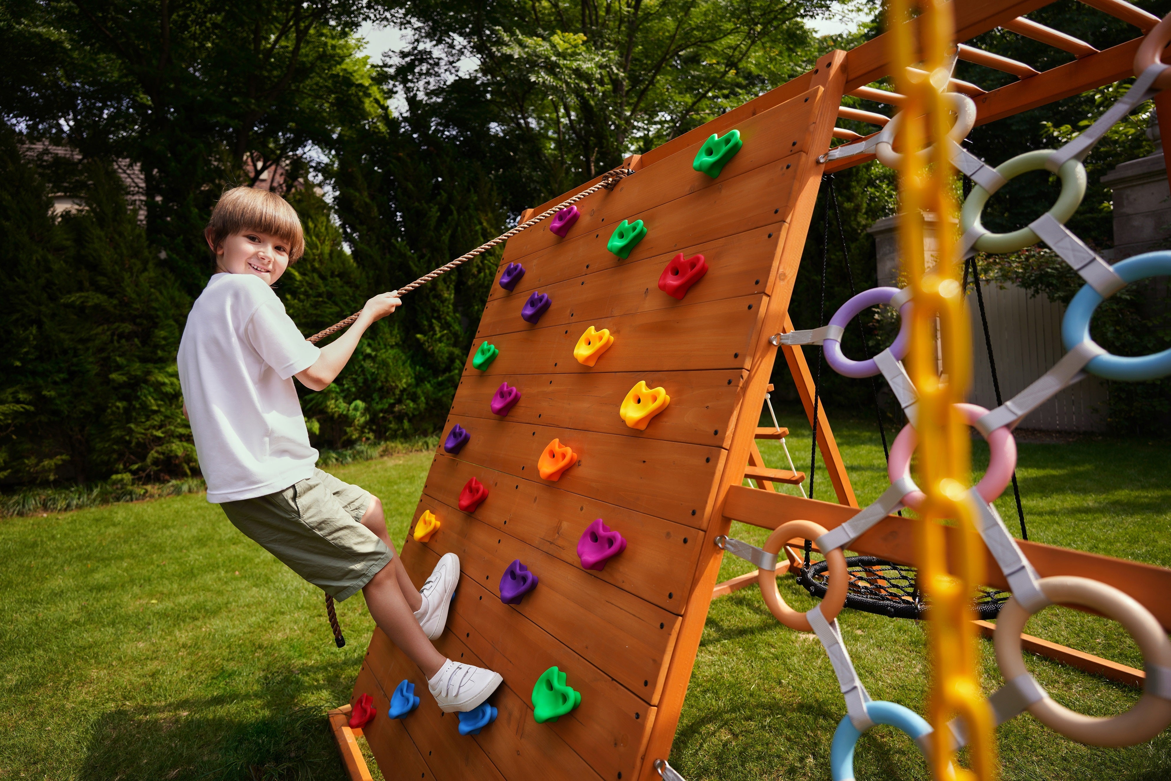 Sycamore - Backyard Ultimate Climbing Set with 2 Swings And Trapeze Bar Outdoor Avenlur.com