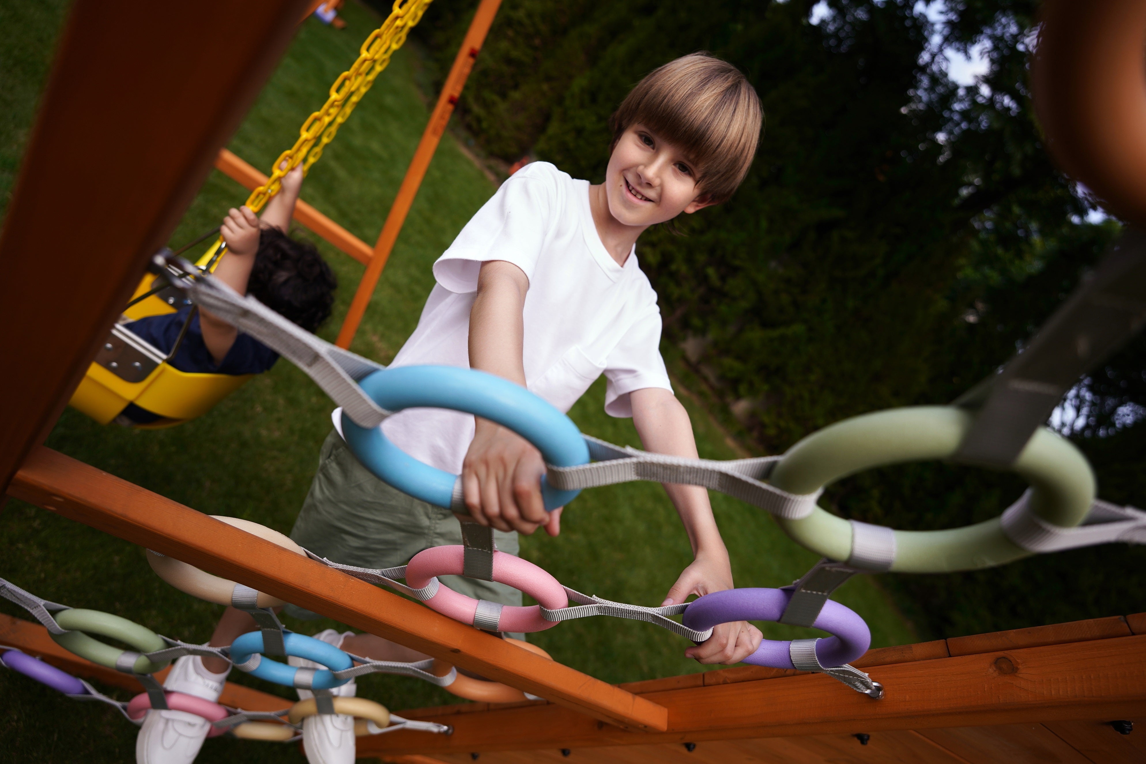 Sycamore - Backyard Ultimate Climbing Set with 2 Swings And Trapeze Bar Outdoor Avenlur.com