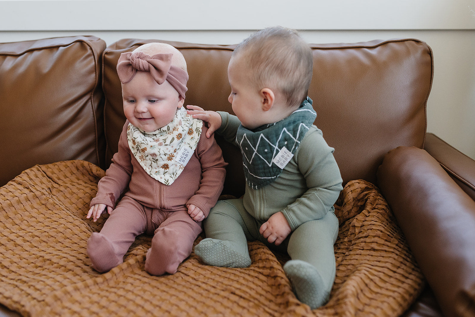 Meadow Floral Muslin Bib Mebie Baby