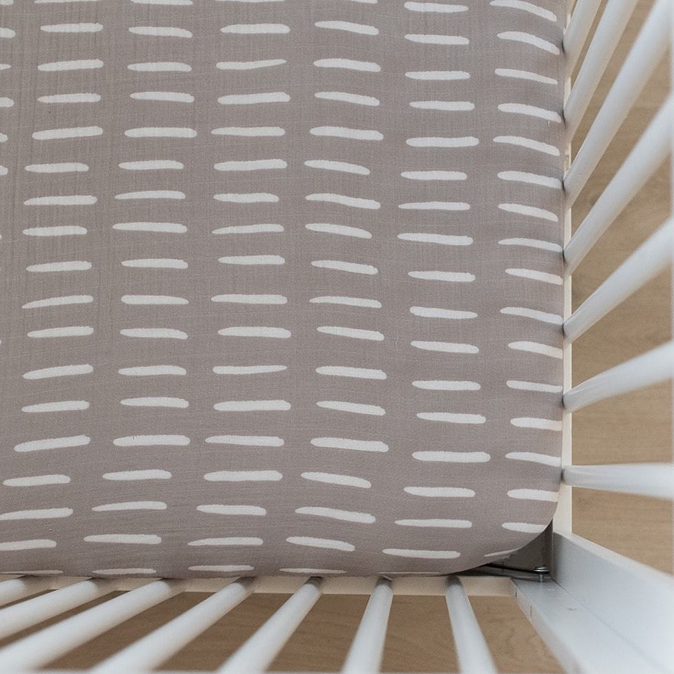 Grey Dash Muslin Crib Sheet Mebie Baby