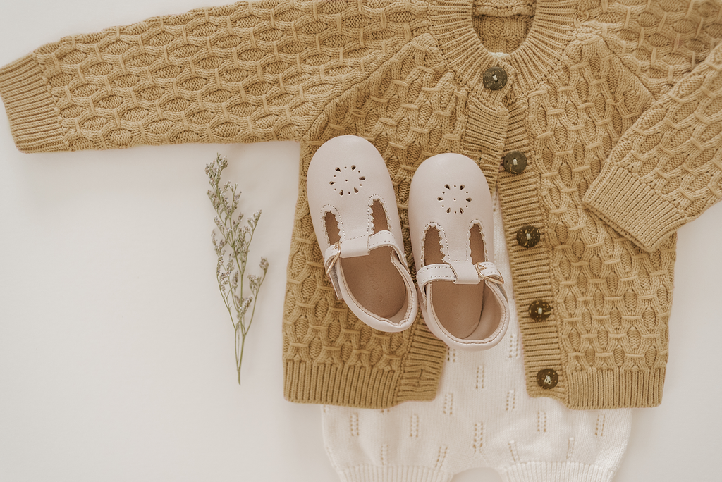 Leather Petal T-Bar | Color 'Dusty Pink' | Soft Sole Consciously Baby