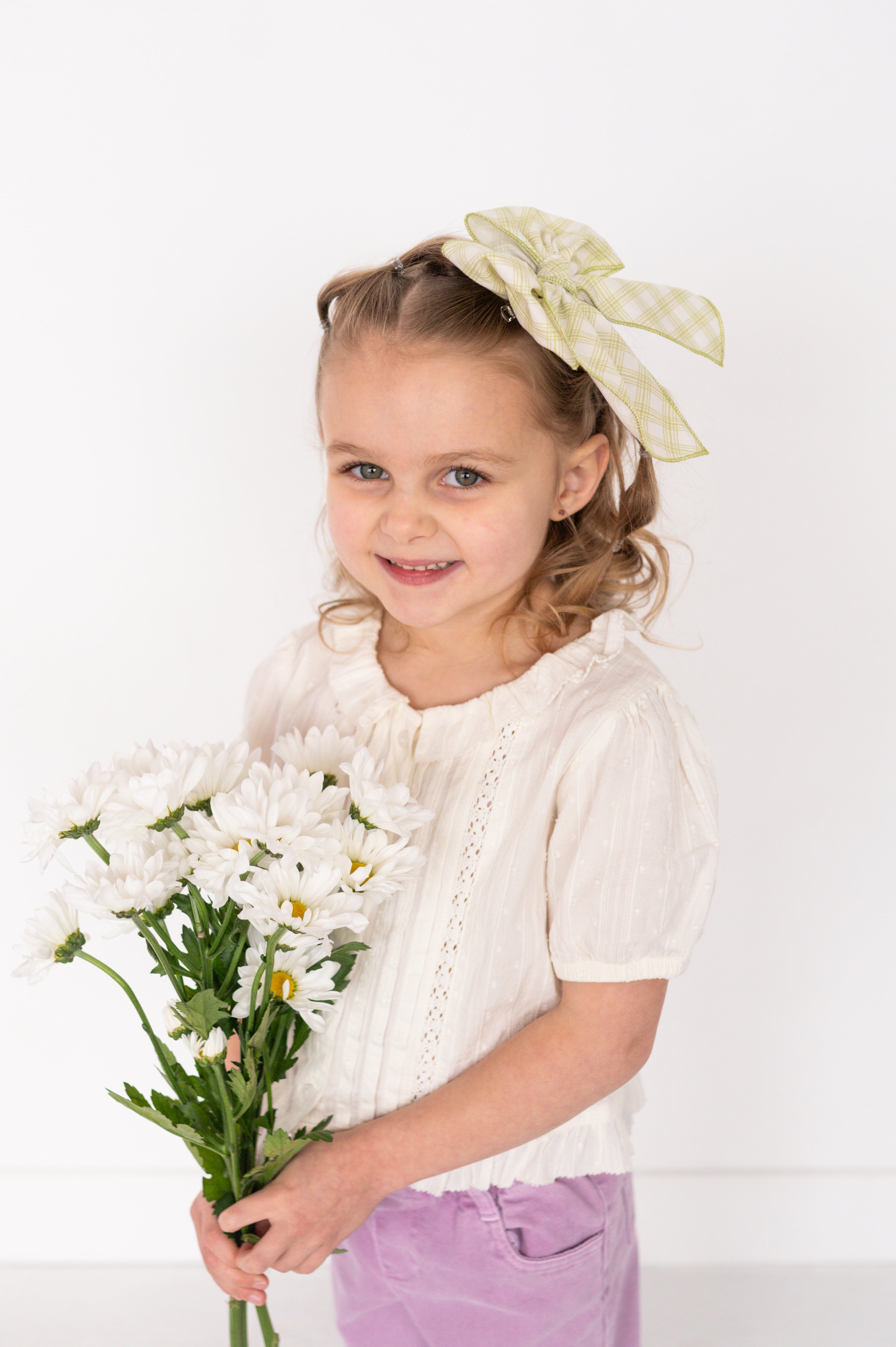 Clover | Party Bow