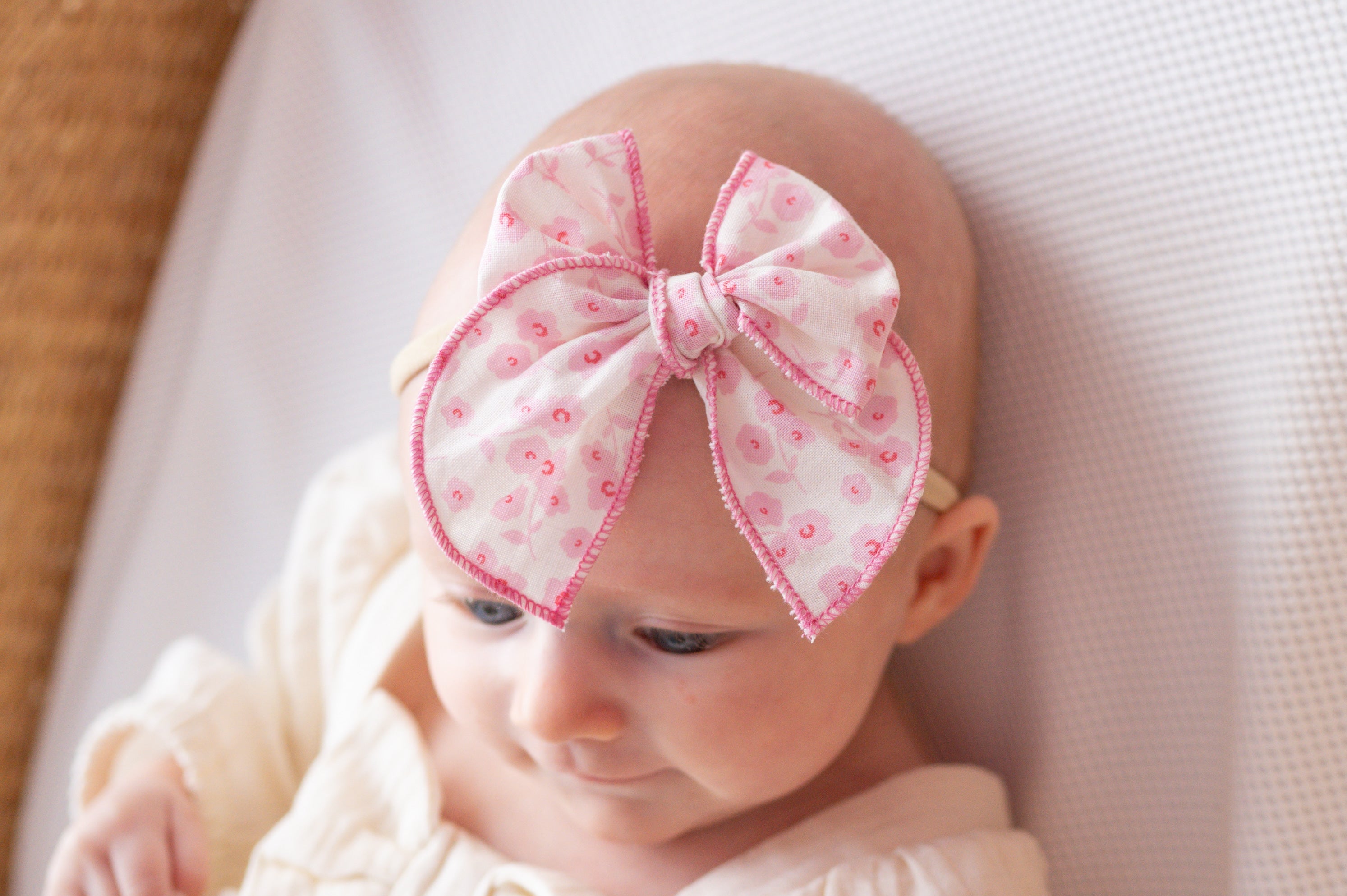 Pink Daisy | Petite Party Bow