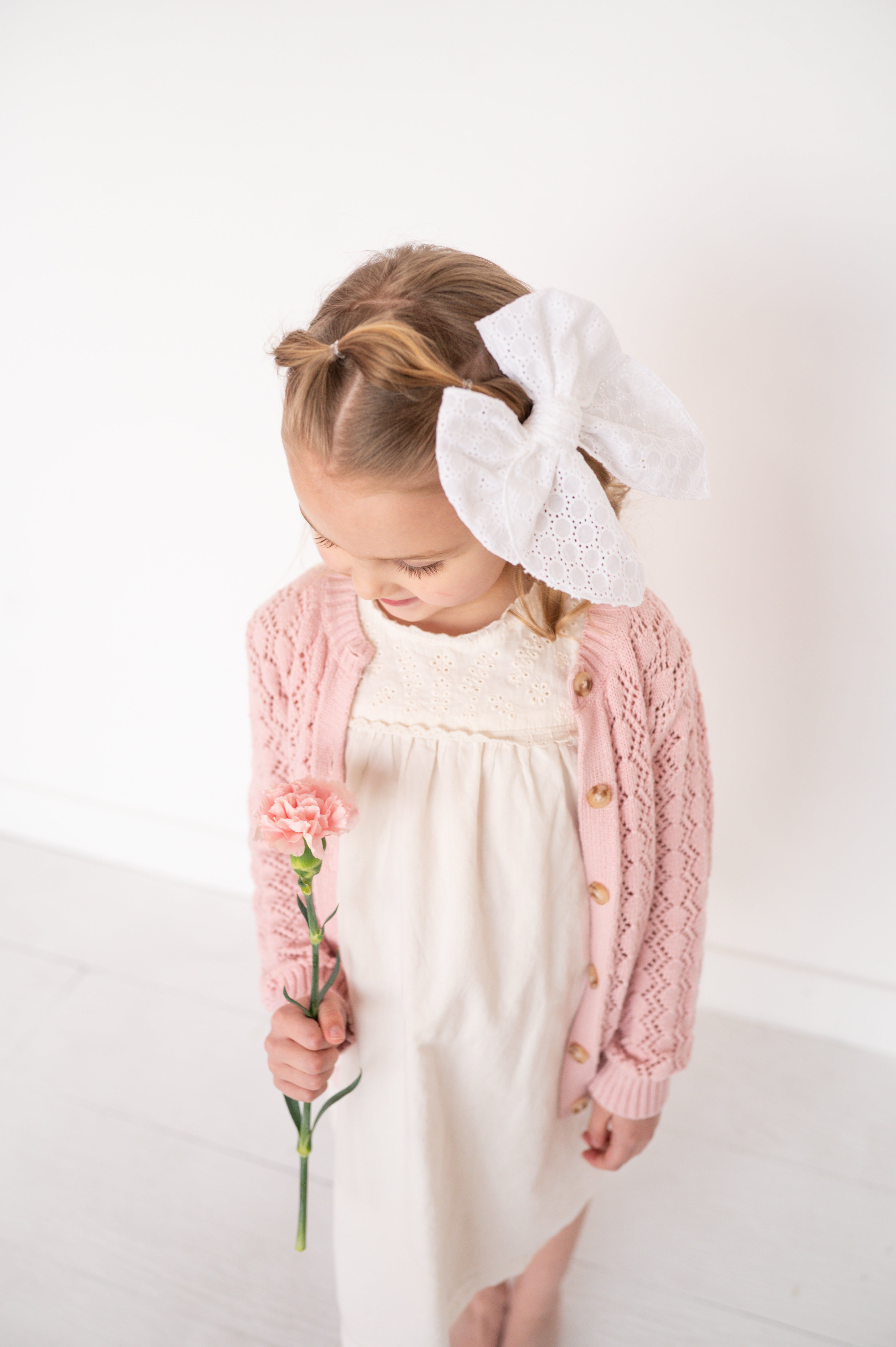 White Eyelet | Party Bow