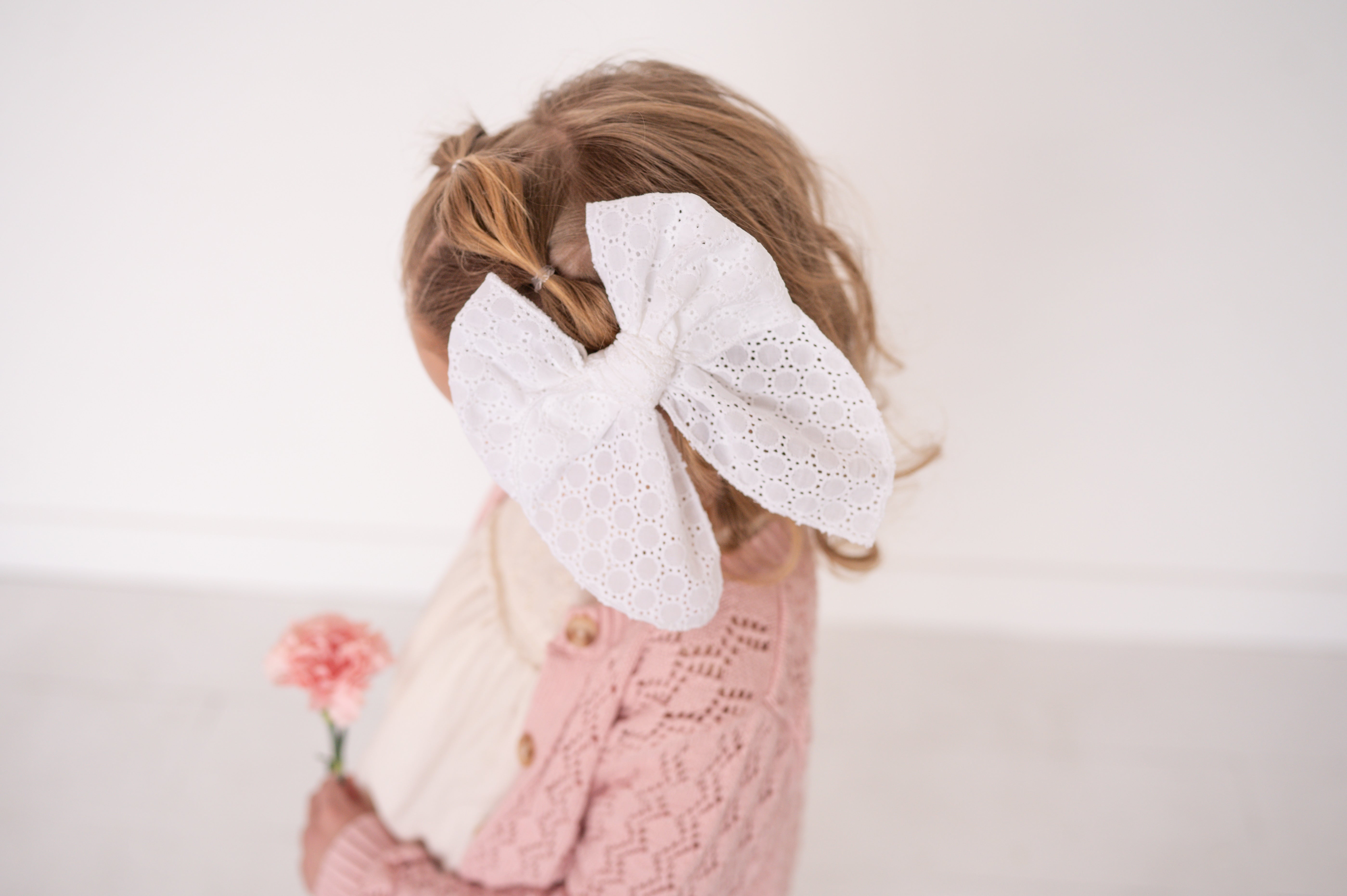 White Eyelet | Party Bow