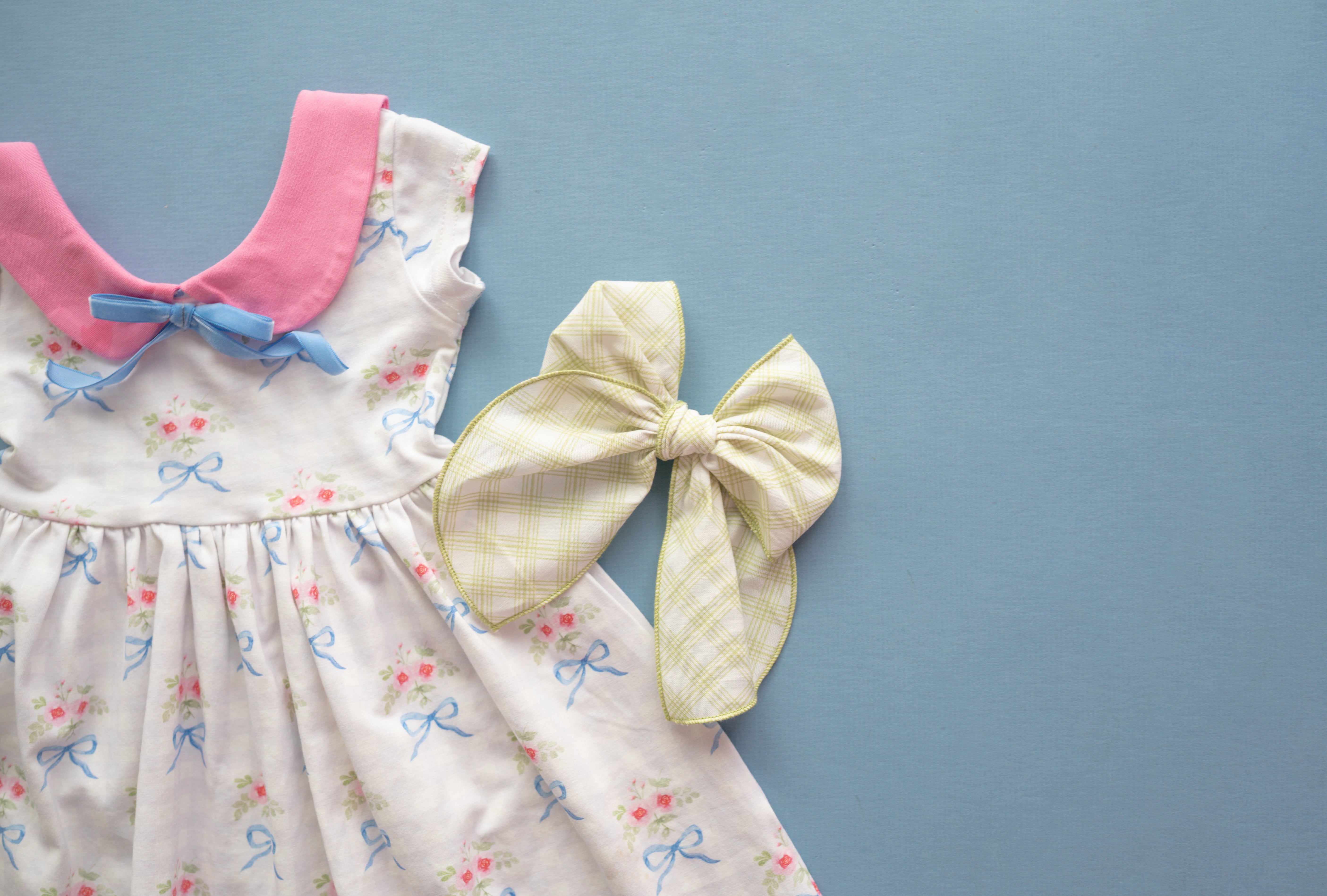 Clover | Party Bow