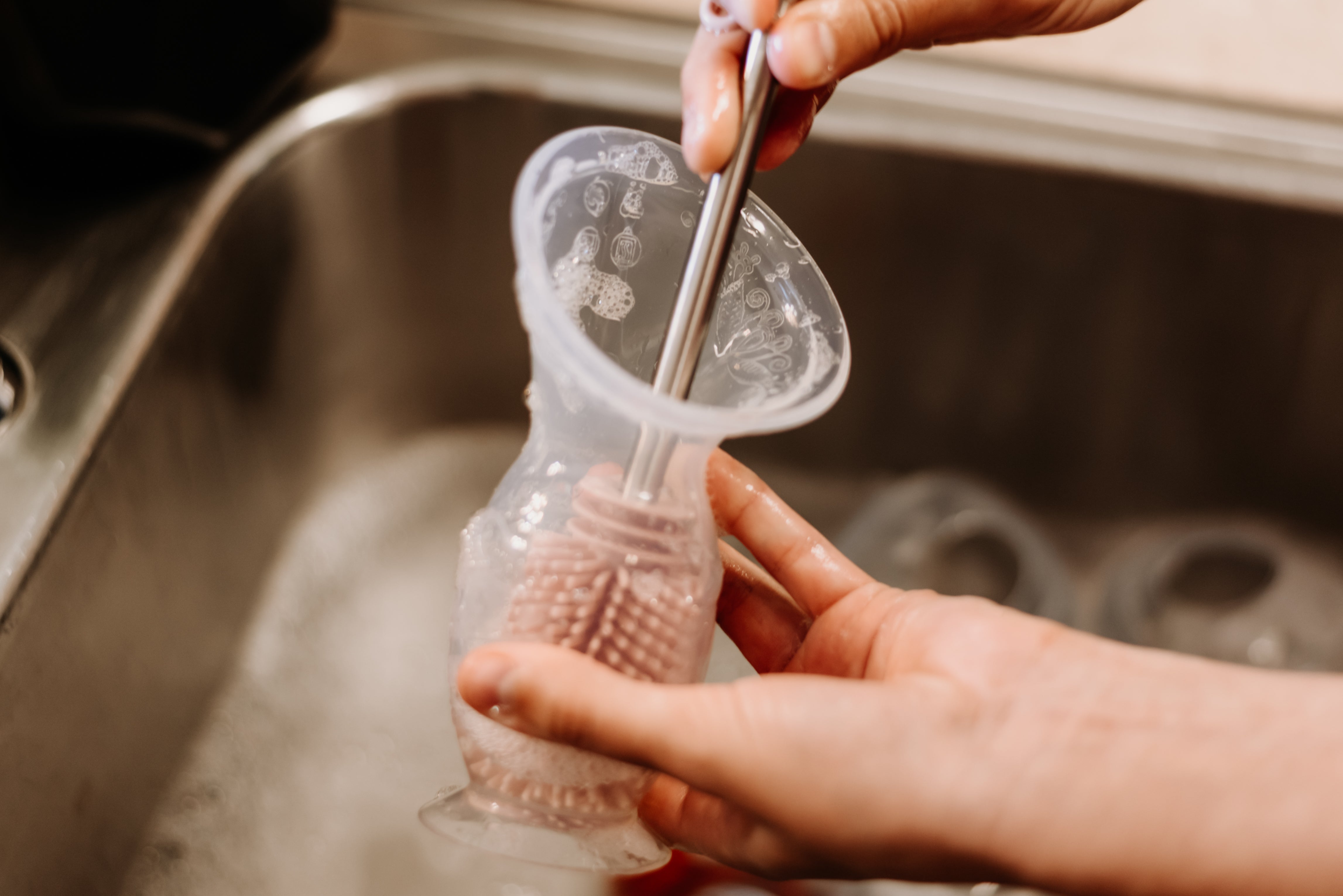 Haakaa Generation 2 Silicone Breast Pump with Suction Base 4 oz 1 pk