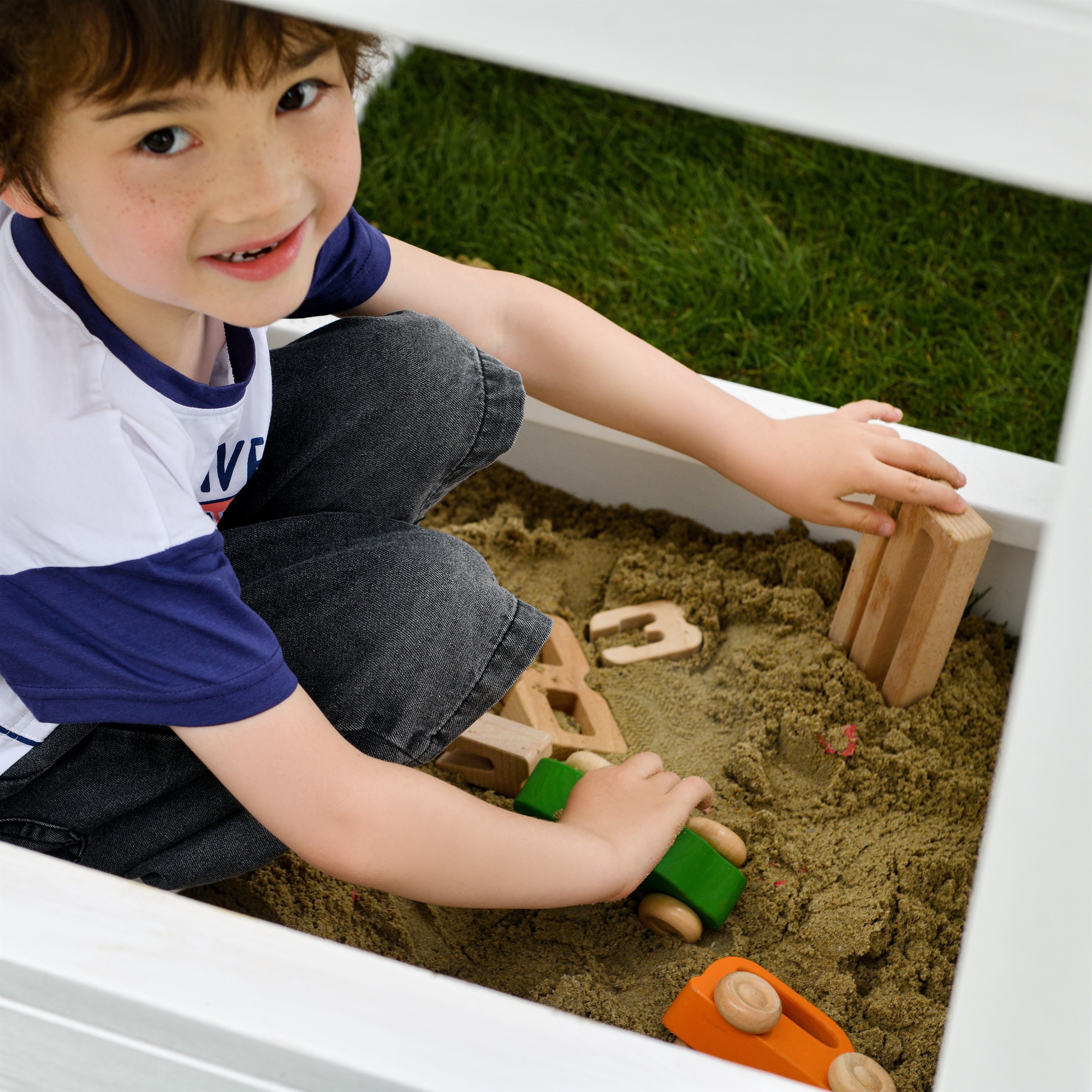 Craftsman - Modern Backyard Outdoor Swing Set Outdoor Avenlur.com