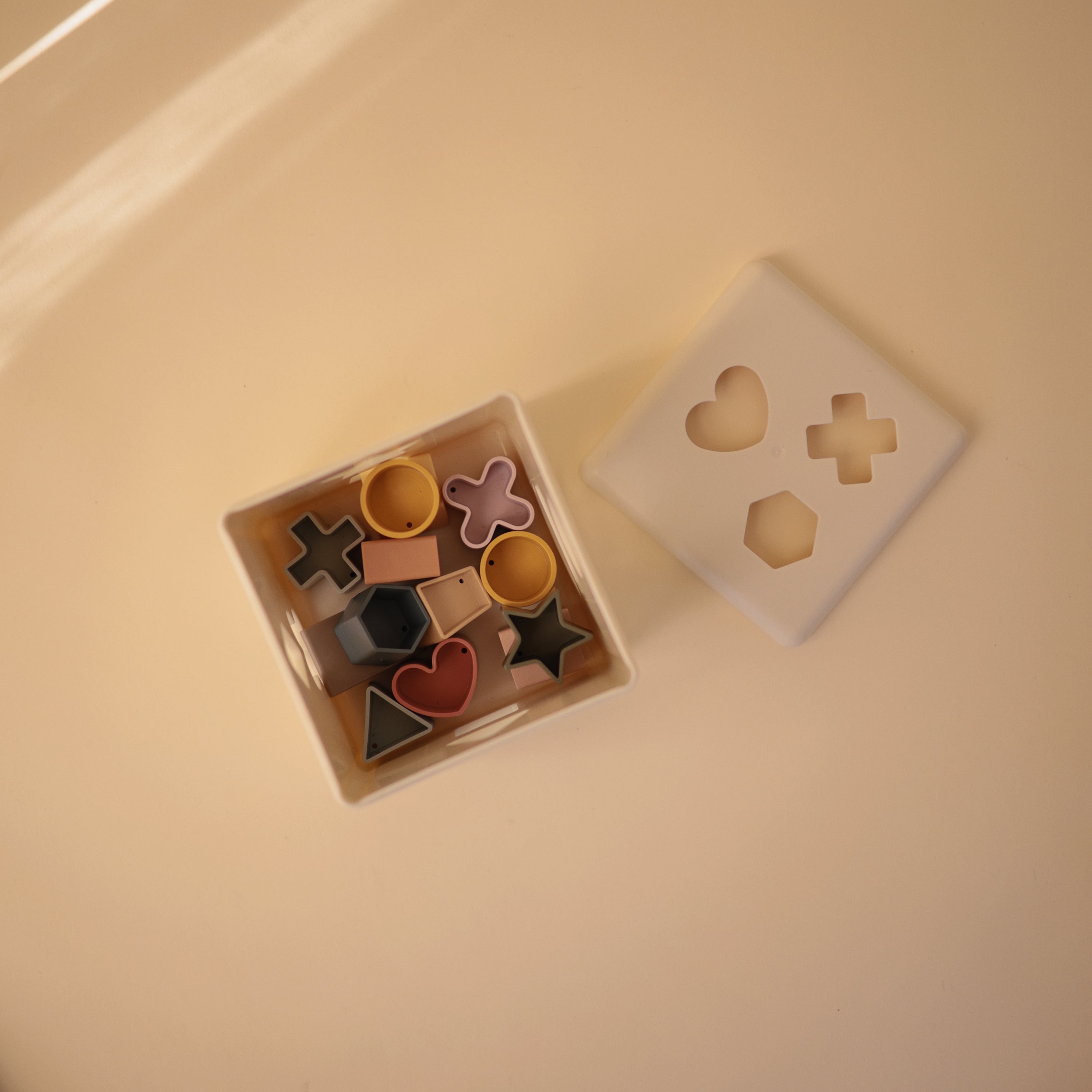 Shape Sorting Box toys Mushie