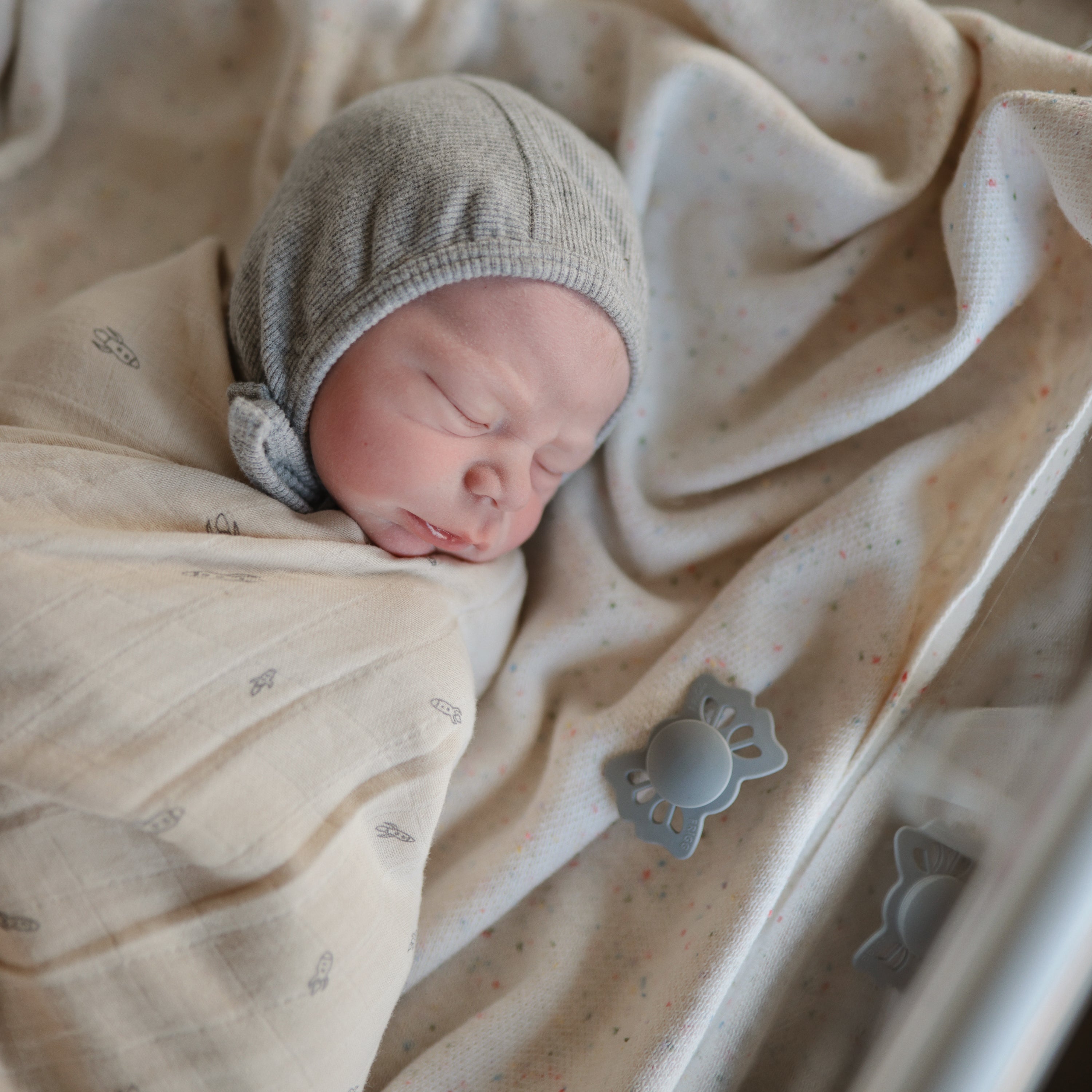 FRIGG Lucky Symmetrical Silicone Pacifier 2-Pack (6-18 Months) FRIGG PACIFIERS Mushie