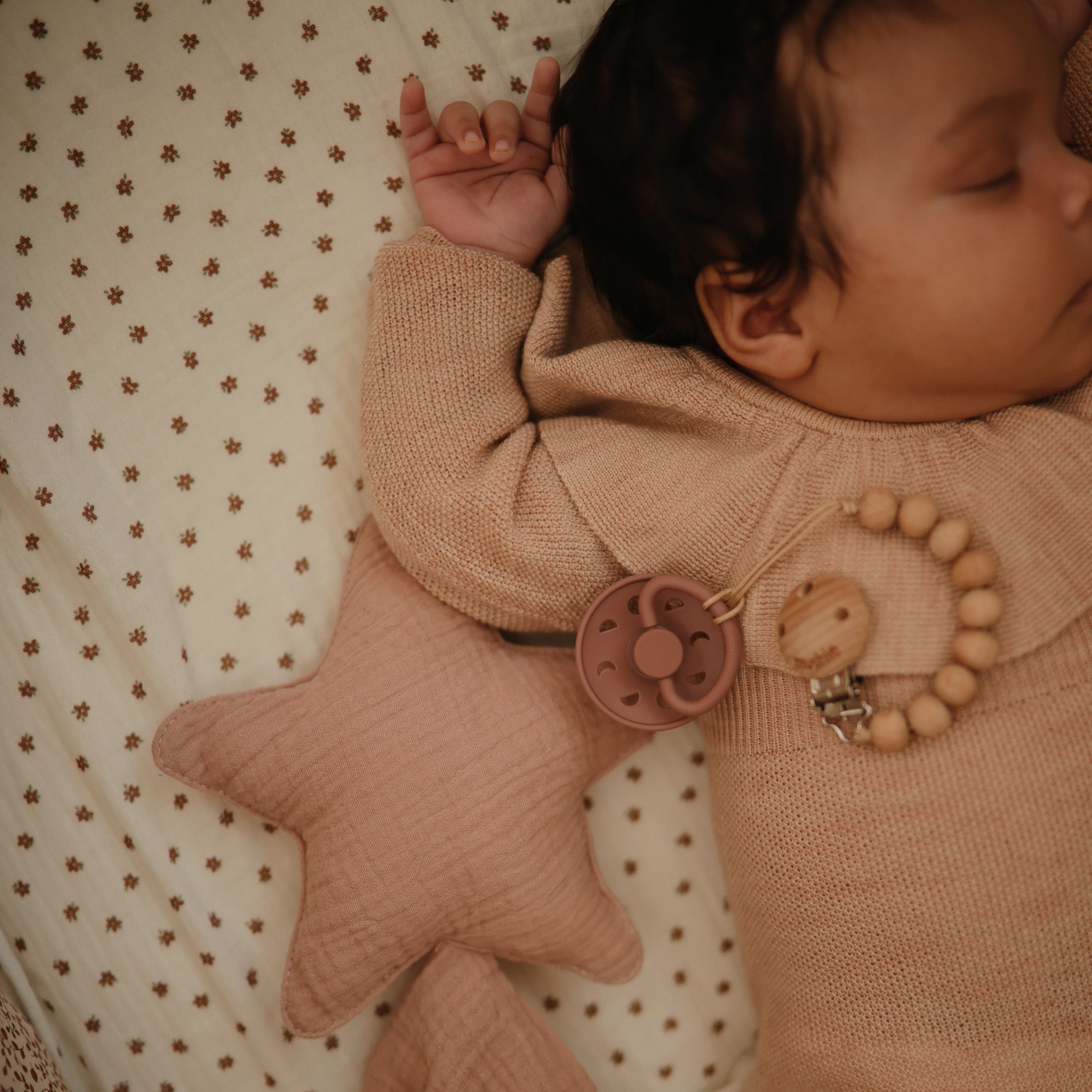 Extra Soft Bassinet Muslin Crib Sheet crib sheets Mushie