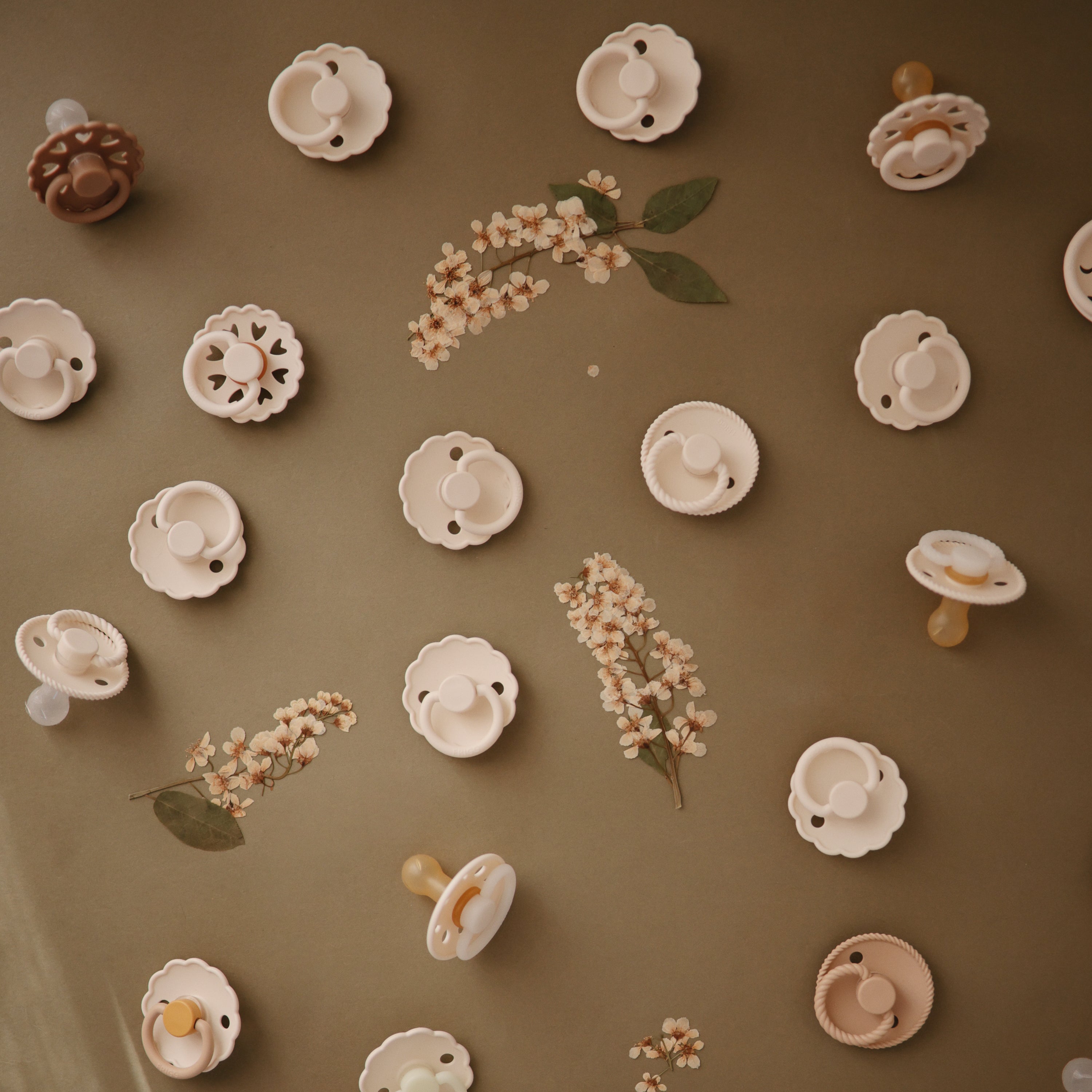 FRIGG Andersen Fairytale Natural Rubber Pacifier 2-Pack FRIGG PACIFIERS Mushie