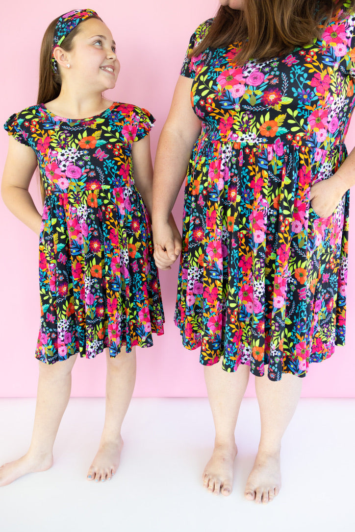 Floral Tapestry Short Sleeve Women's Skater Dress
