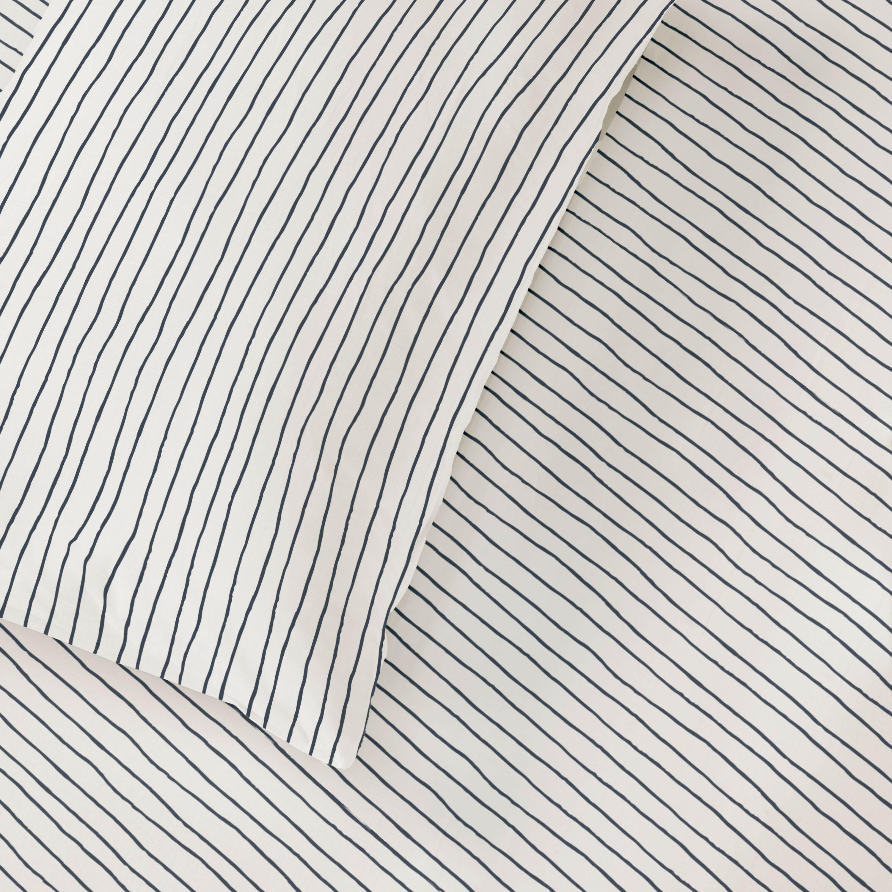 Organic Kids Fitted Sheet - Navy Stripes Fitted Sheet Set Makemake Organics