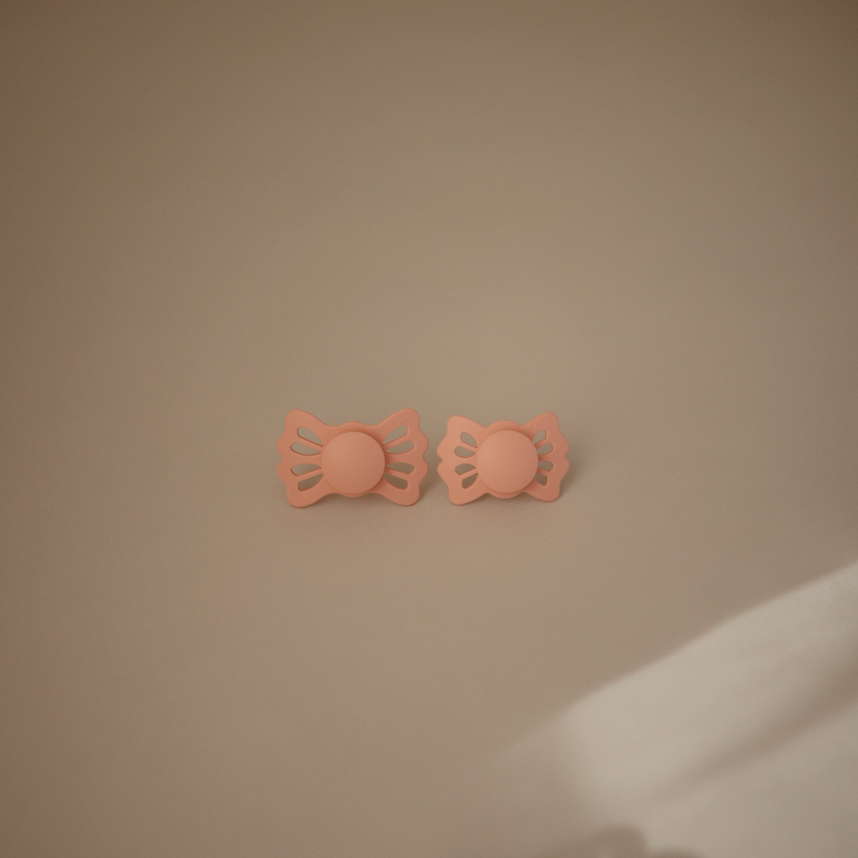 FRIGG Lucky Symmetrical Silicone Pacifier 2-Pack (6-18 Months) FRIGG PACIFIERS Mushie