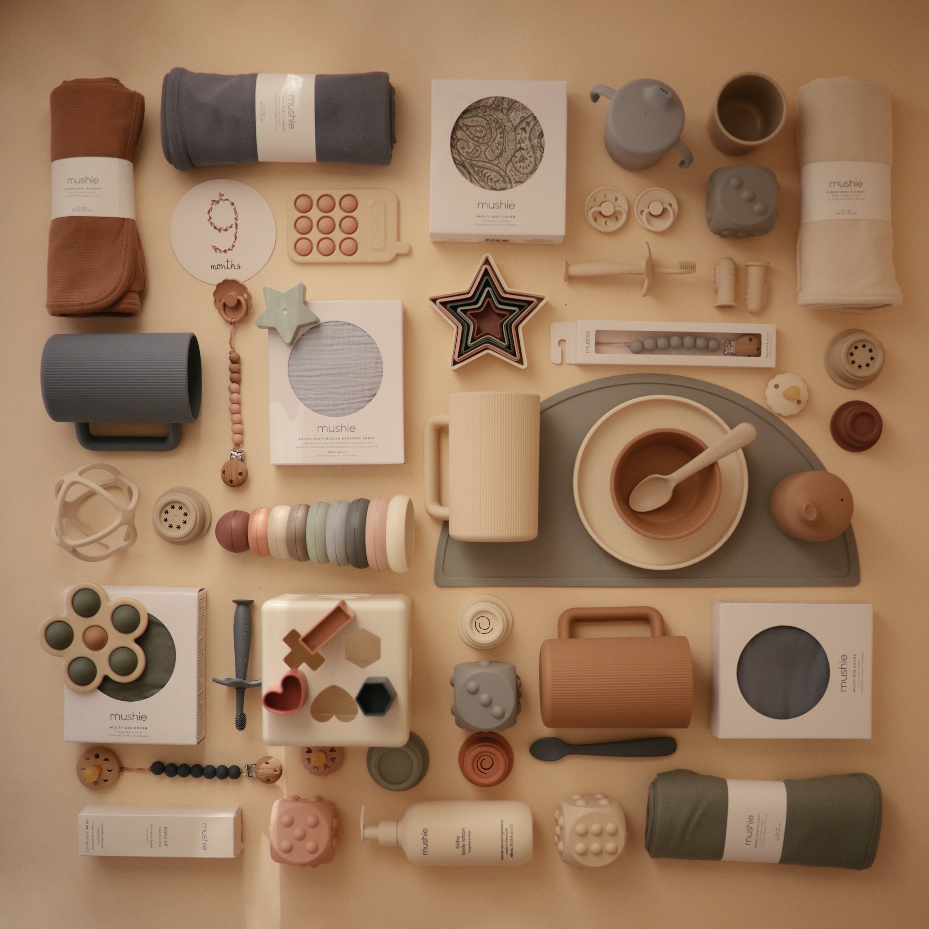 Multi-Use Cover Multi-Use Cover Mushie