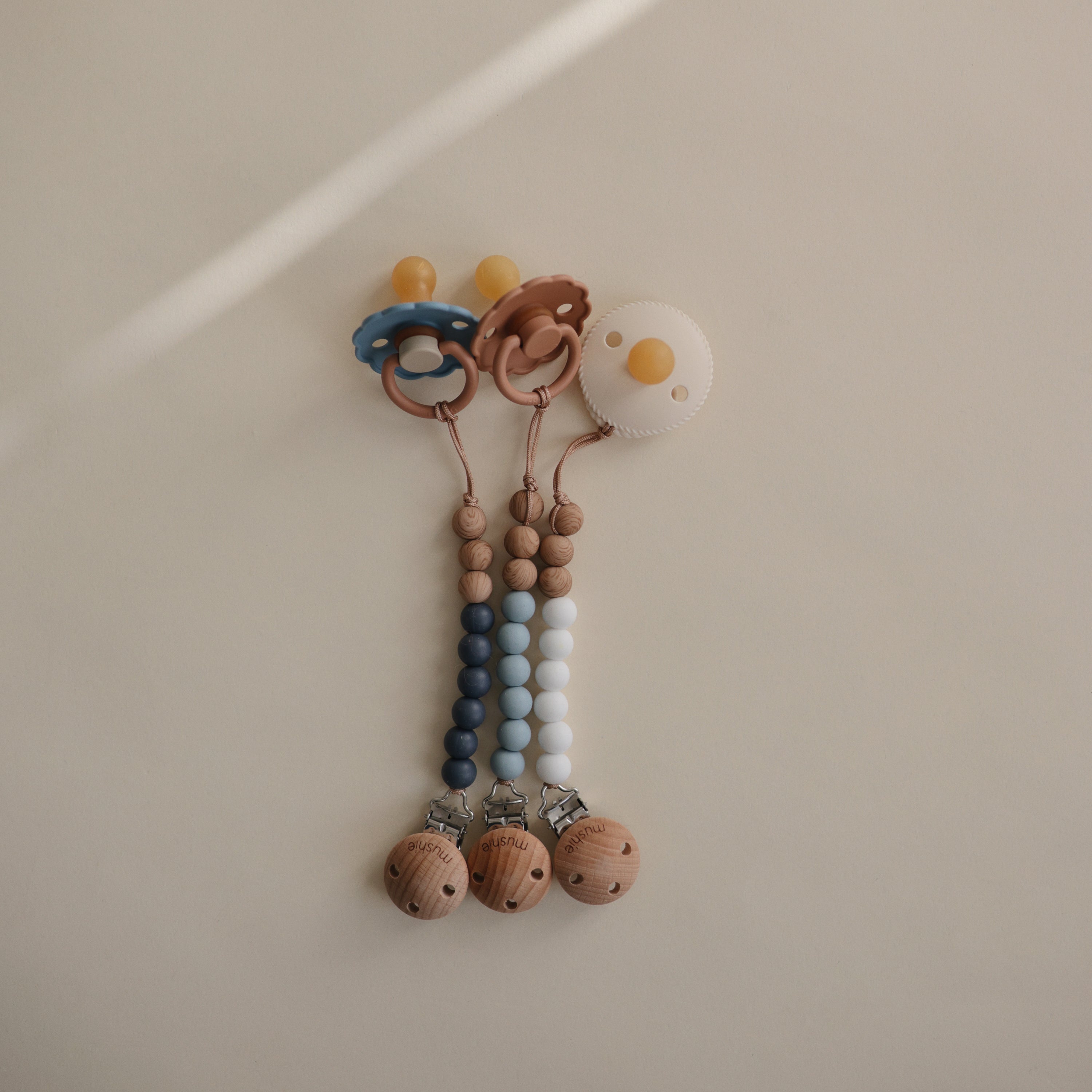 Silicone Pacifier Clip | Eva Pacifier Clip Mushie
