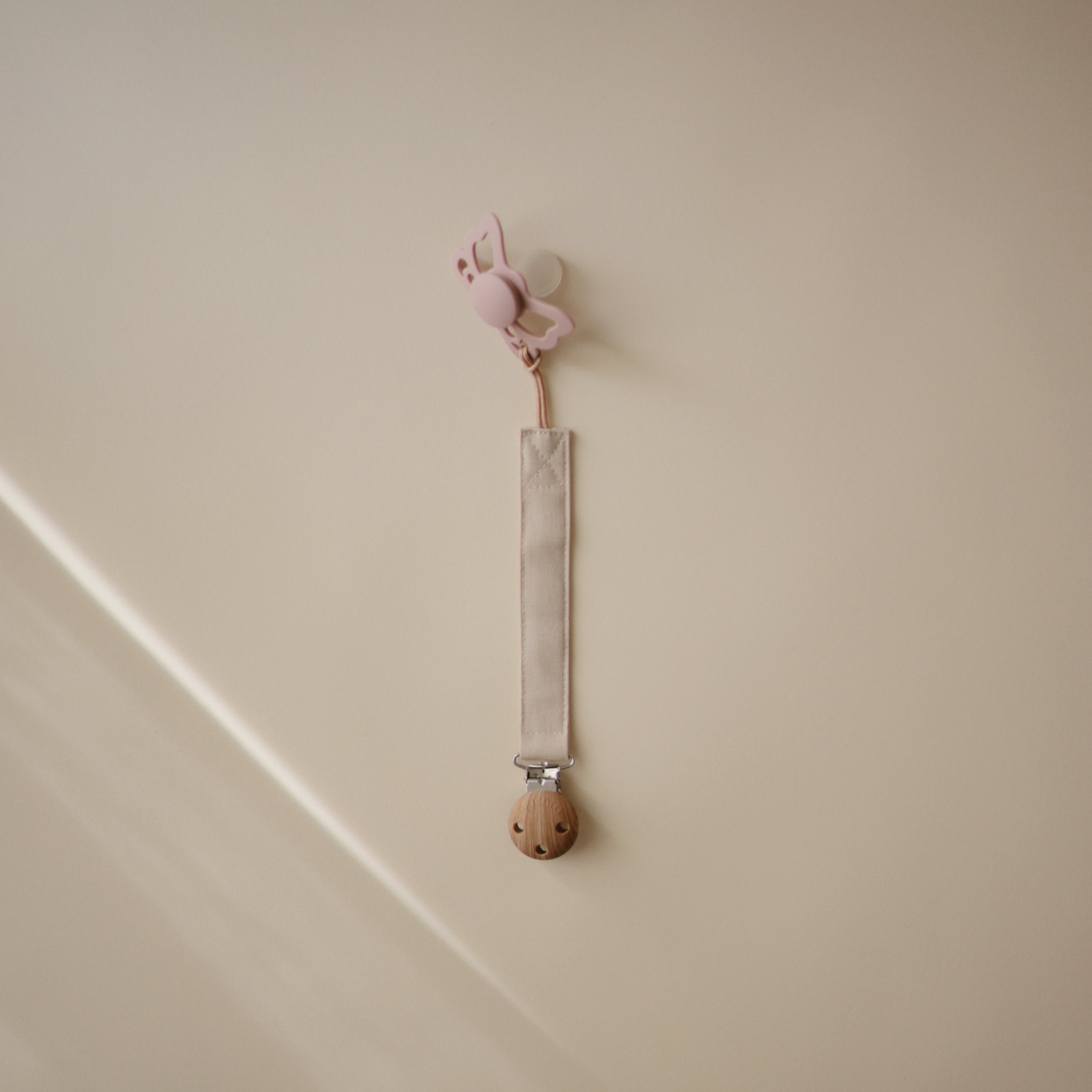 Linen Pacifier Clip 2-Pack Pacifier Clip Mushie