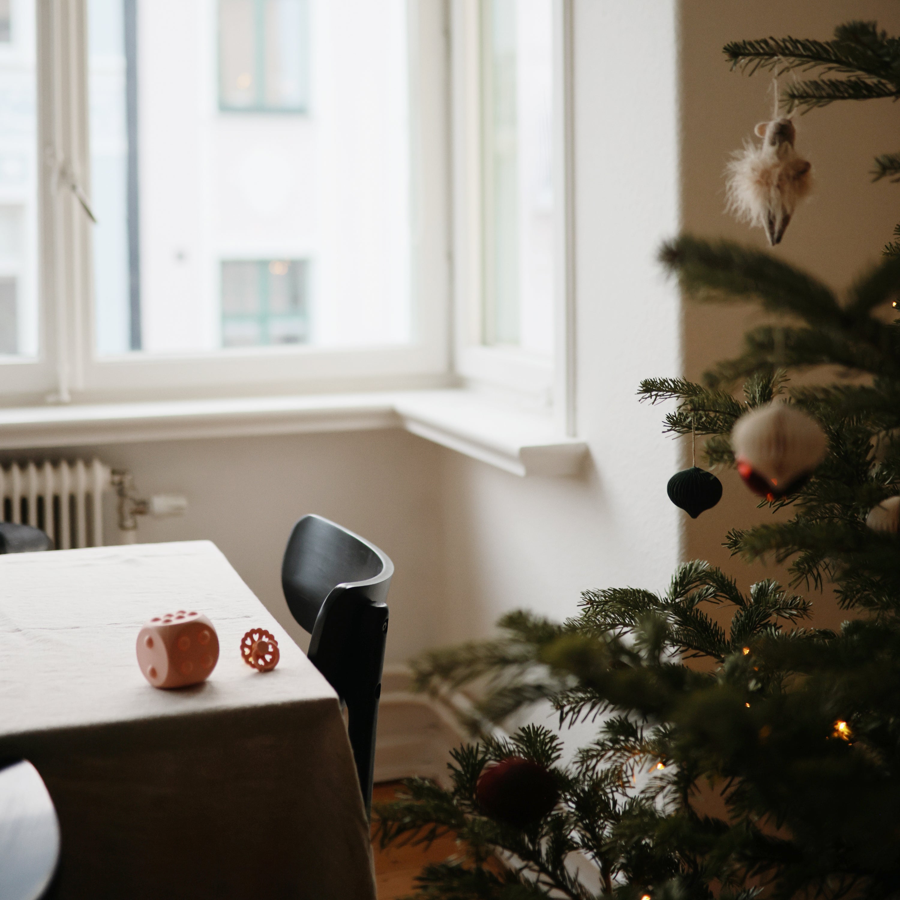 Dice Press Toy 2-Pack Press Toy Mushie