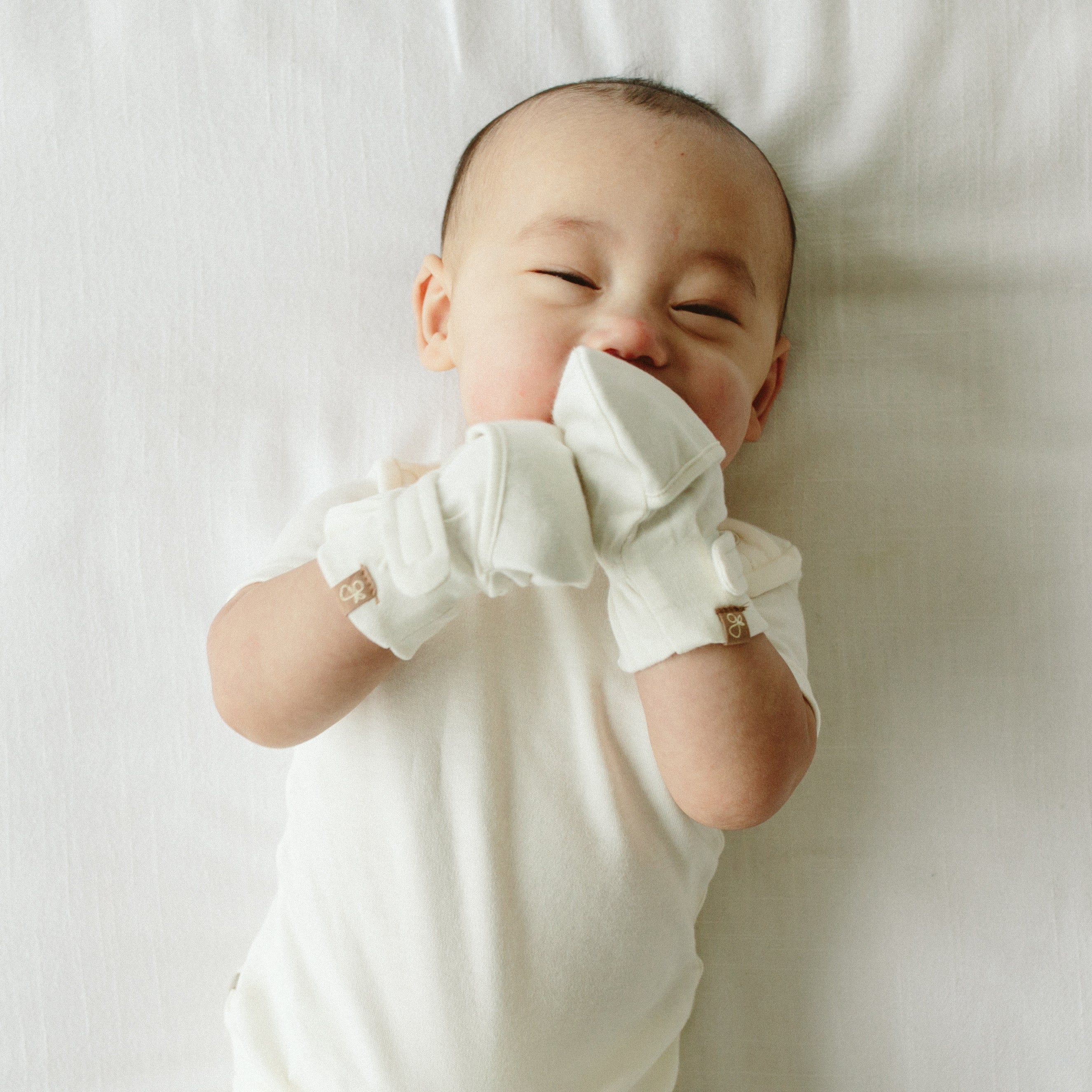 PREEMIE STAY ON MITTS | CLOUD — Bamboo Organic Cotton Blend, NICU Approved Preemie Size
