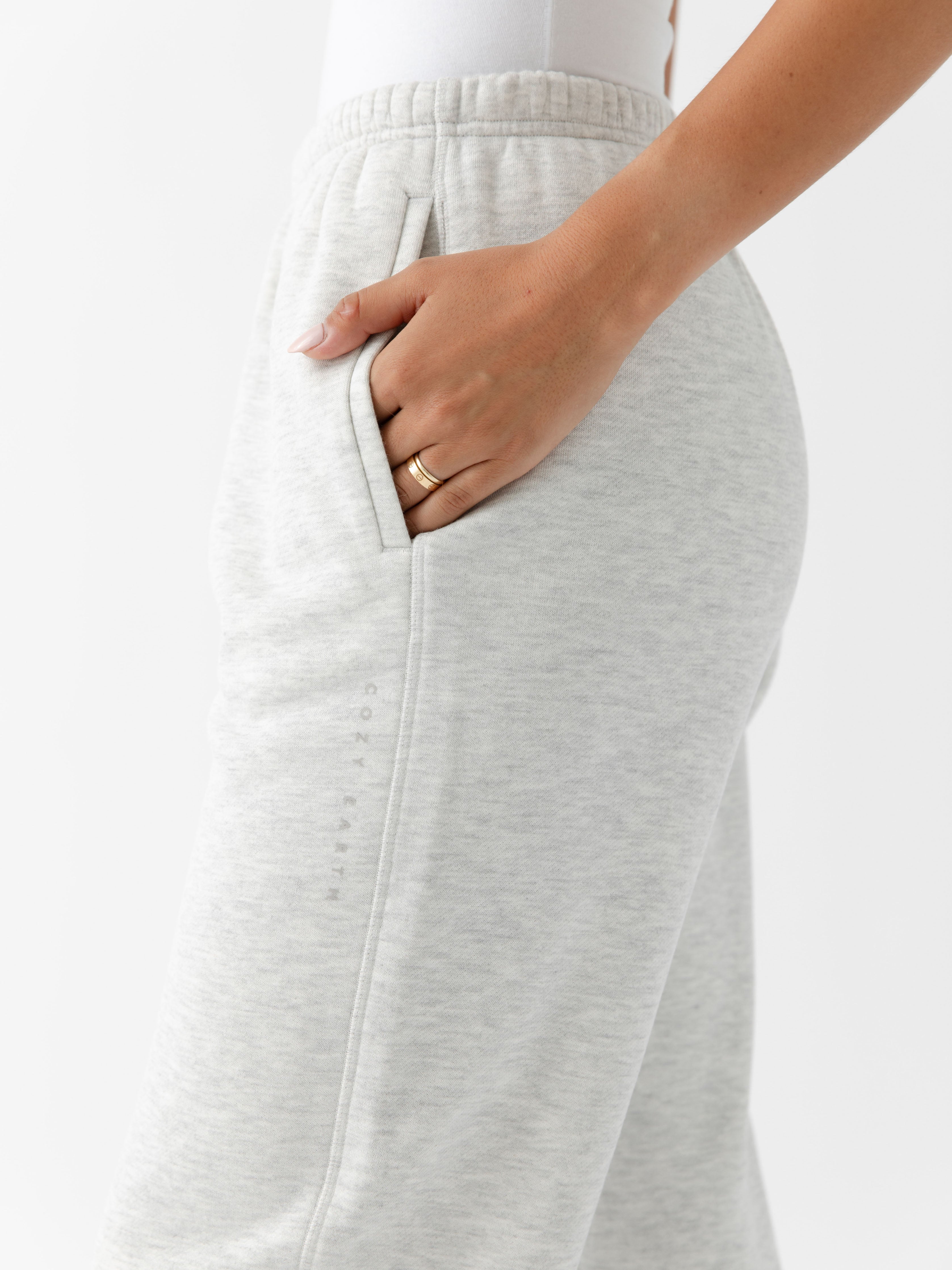 Women's CityScape Crewneck & Sweatpant Set - Last Chance