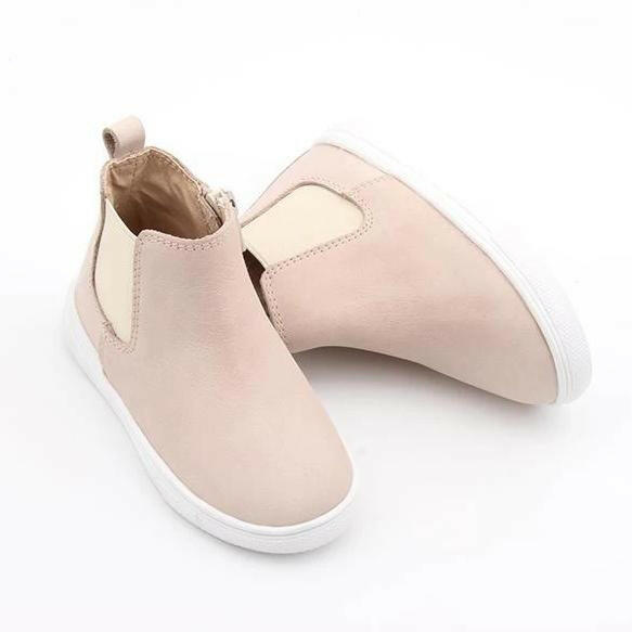 Waxed Leather Chelsea Boot | Color 'Vail Cream' | Hard Sole  Consciously Baby 5 (12 - 18 months)