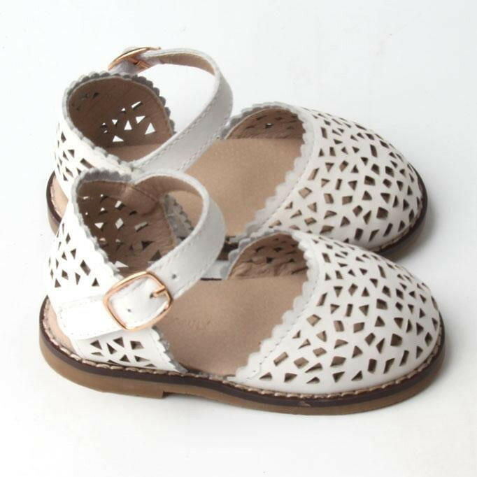 Leather Pocket Sandal | Color 'Cotton' | Hard Sole Consciously Baby