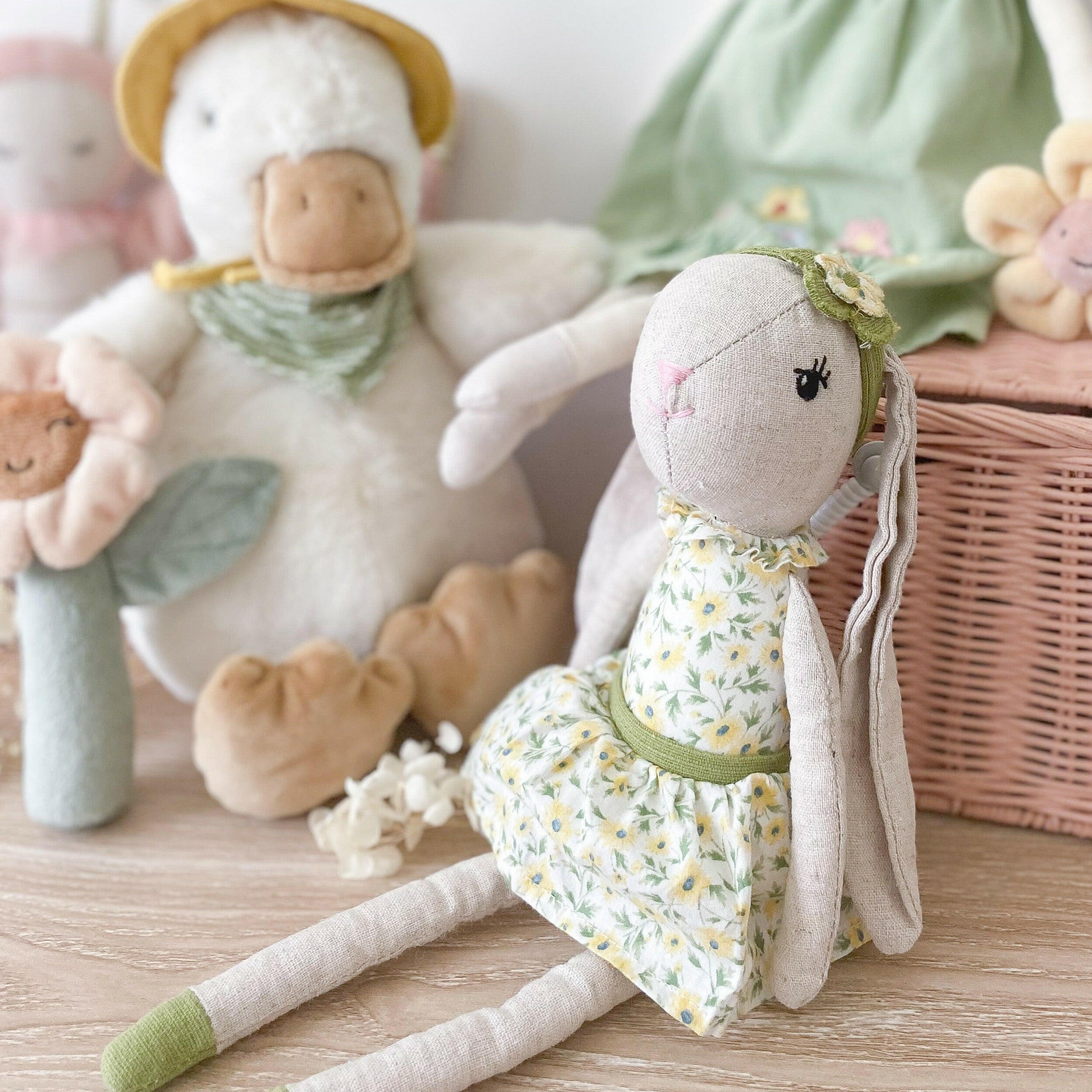 Daisy Bunny Doll MON AMI
