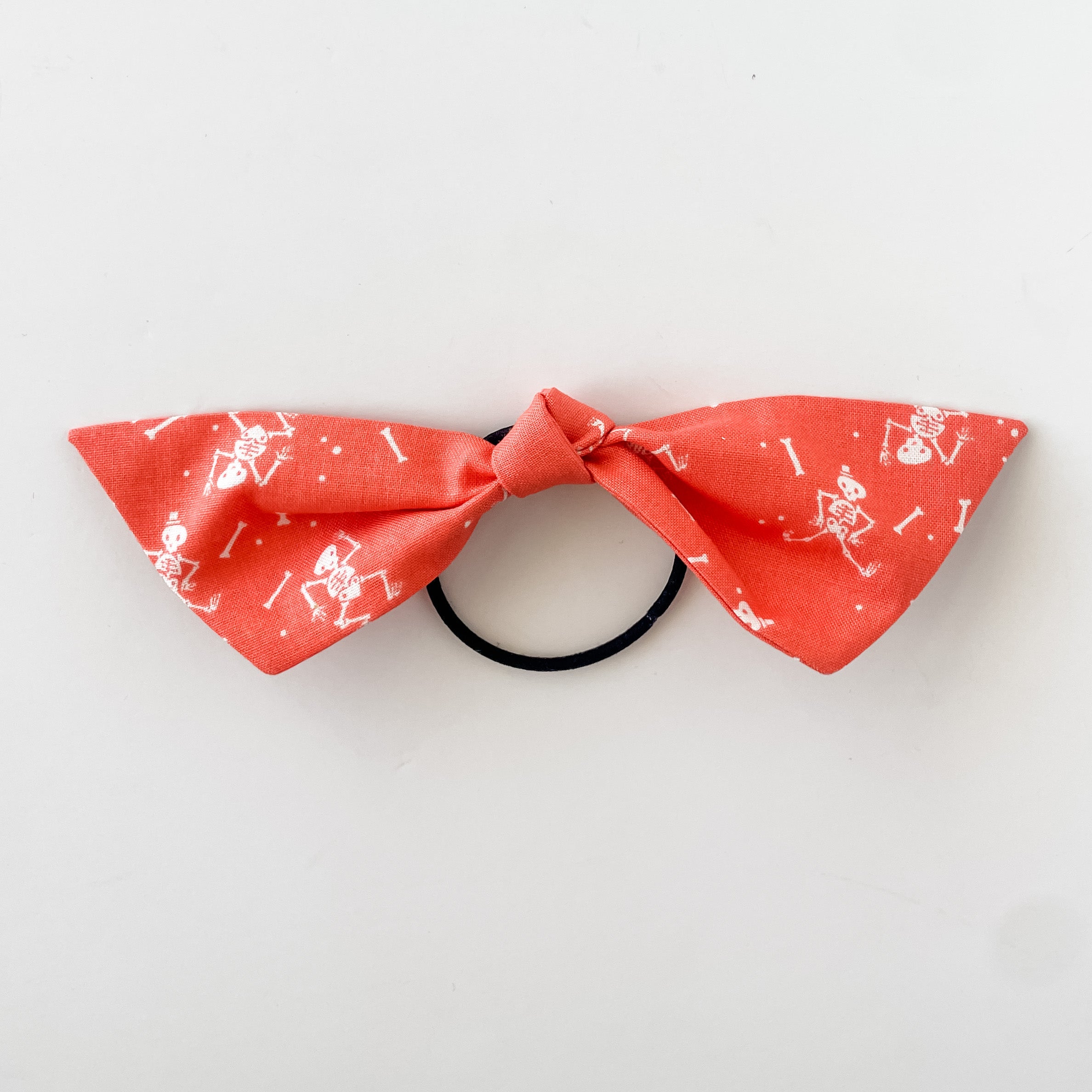 Bones | Modern Knot
