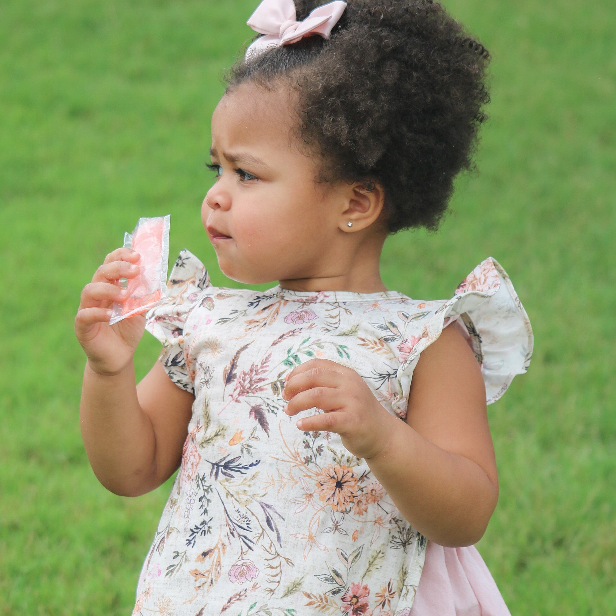 Delilah Floral Flutter Bapron BapronBaby