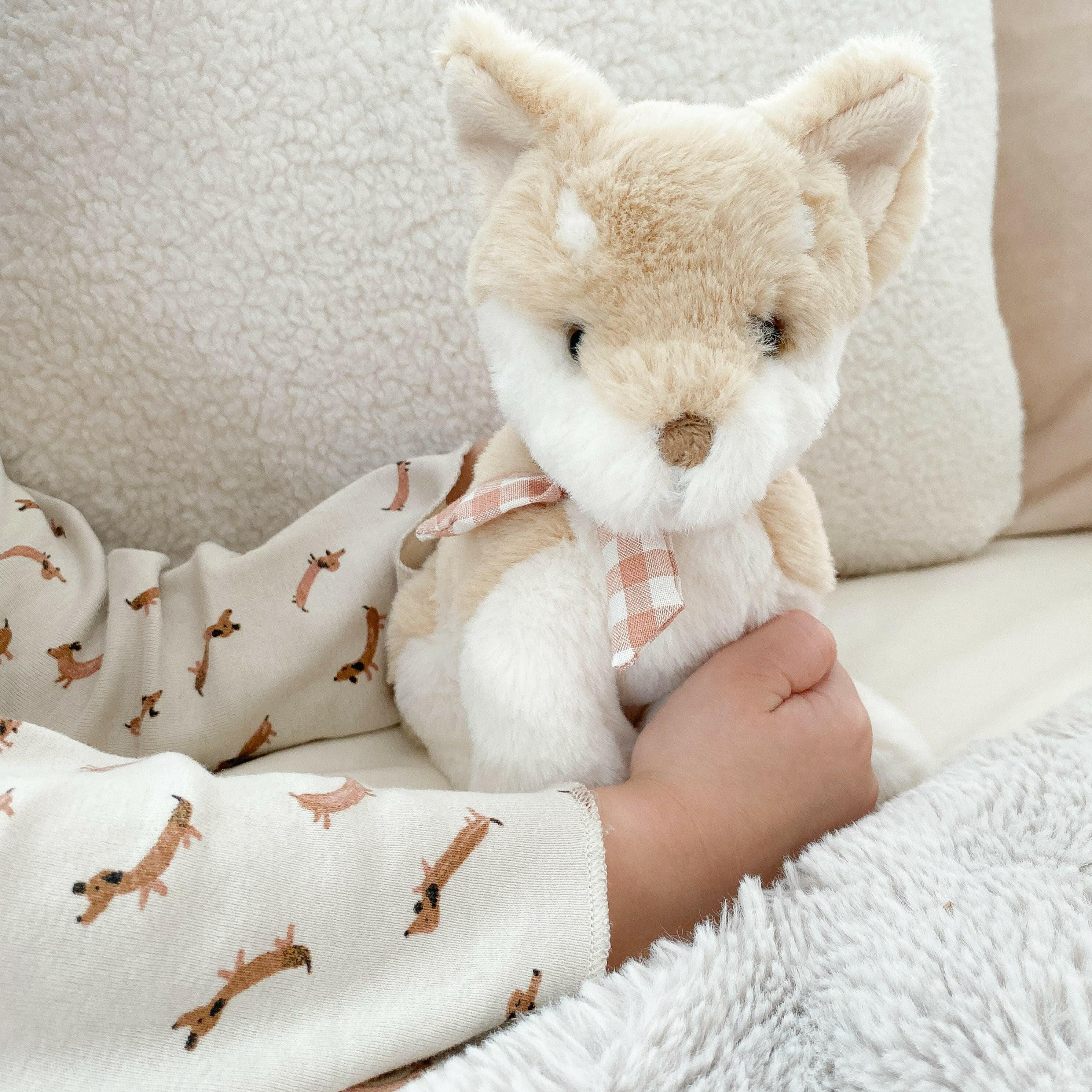 Tiny Lou Chihuahua Stuffed Toy MON AMI