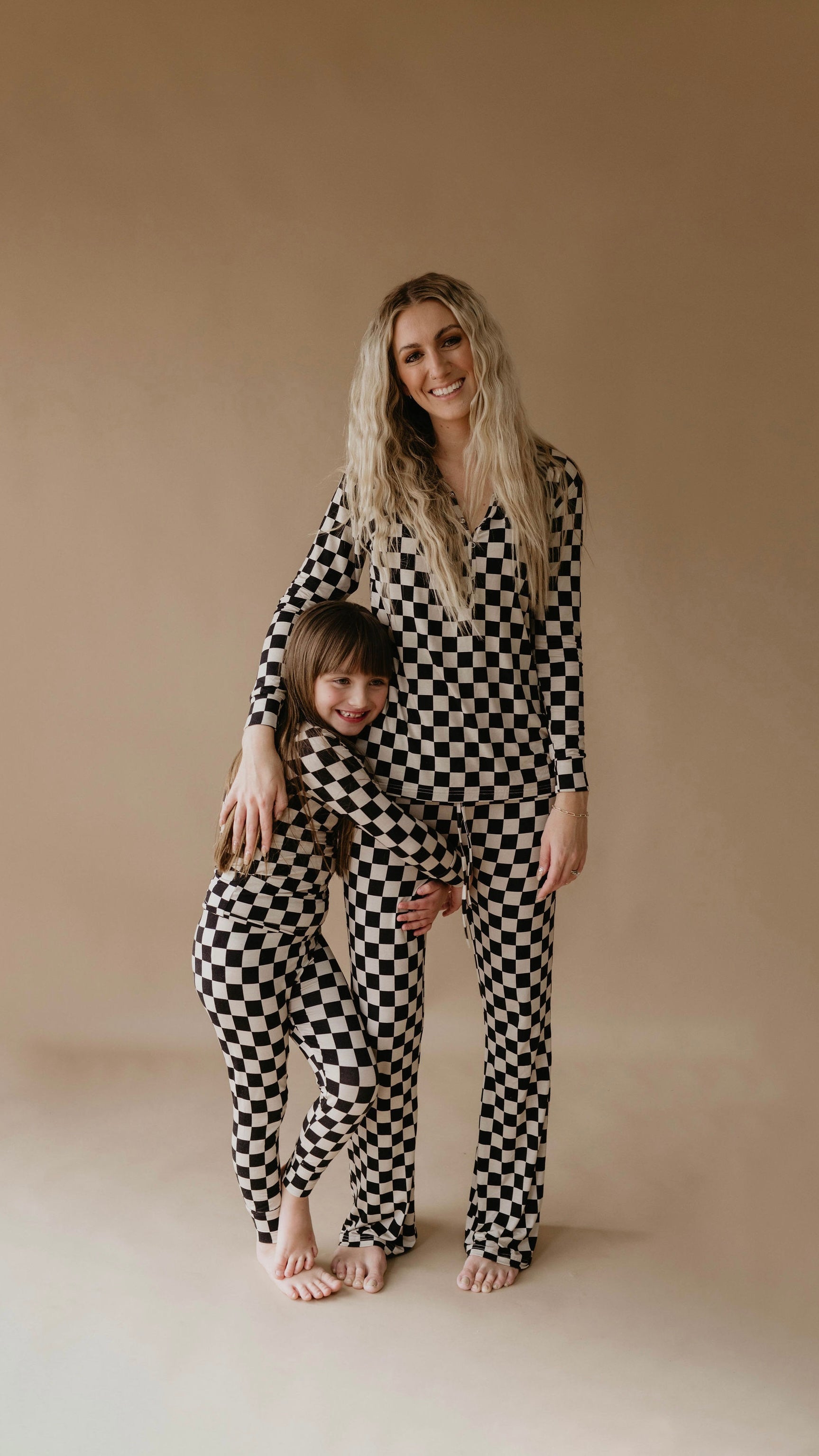 Women's Long Sleeve Bamboo Pajama | Black Checkerboard