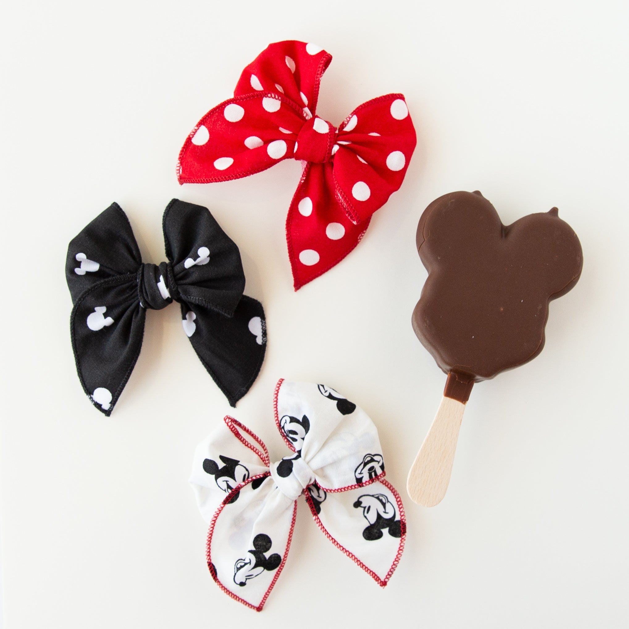 Minnie's Polka Dot | Petite Party Bow