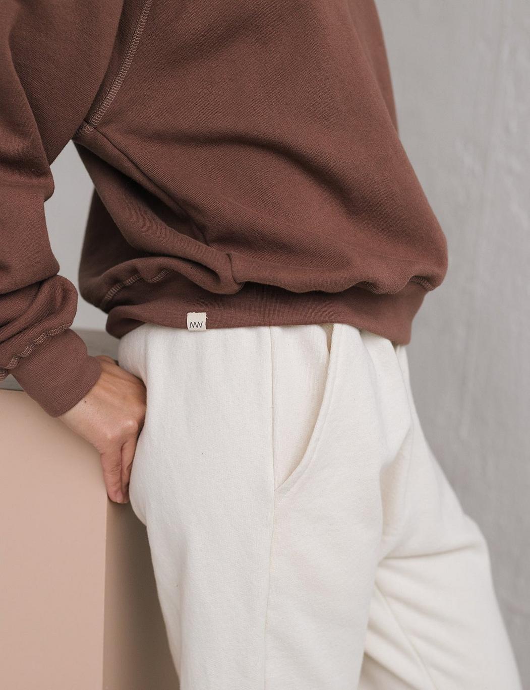 The Women's Essential Sweatpant - Natural