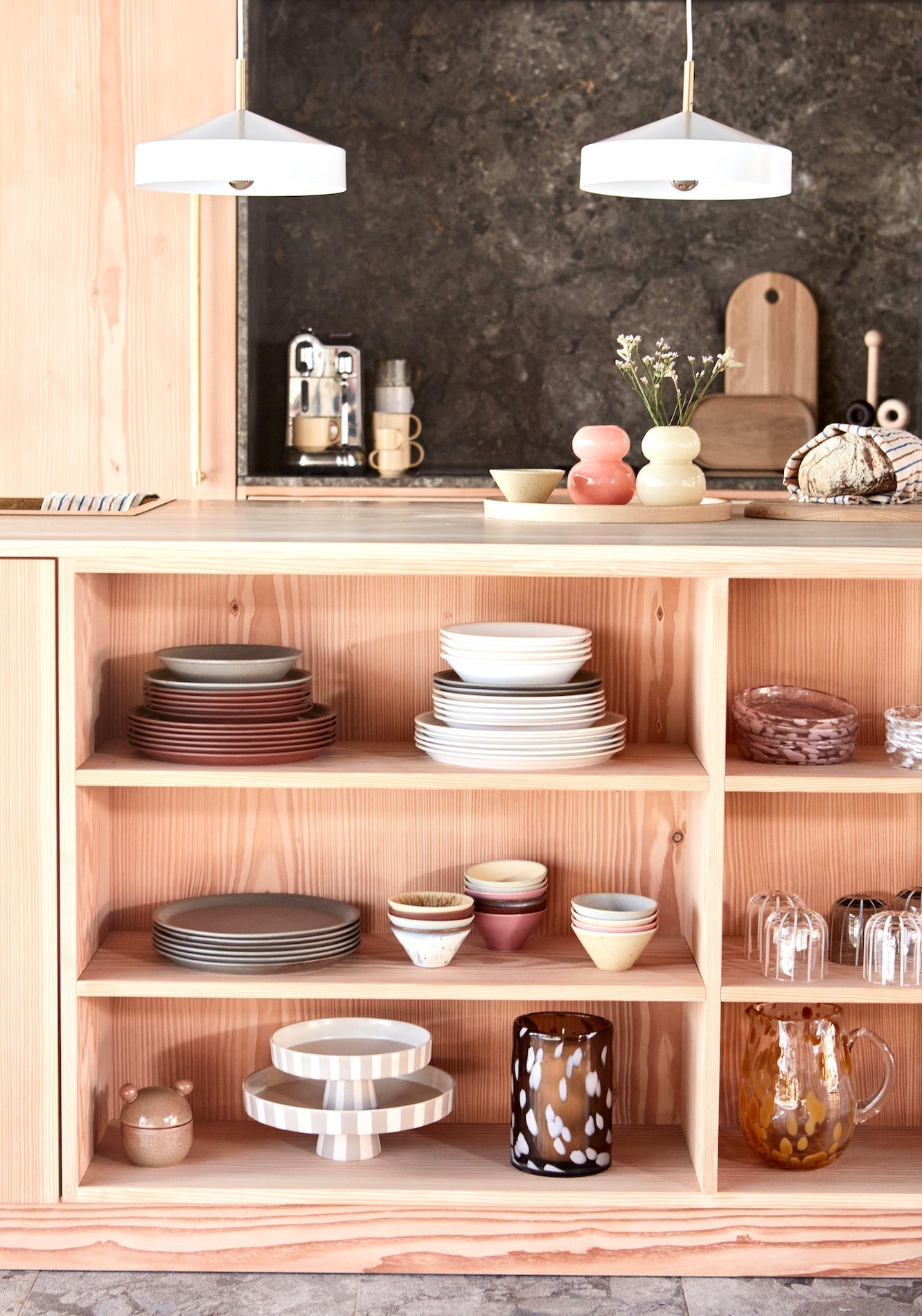 Jali Hurricane in Smoke