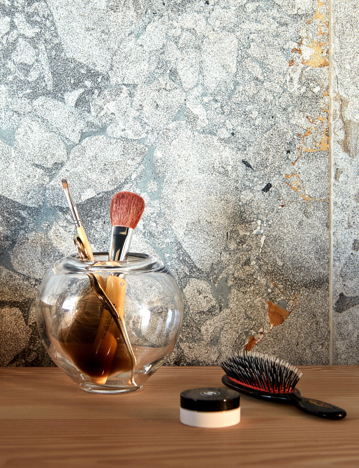 Jali Small Vase in Choko