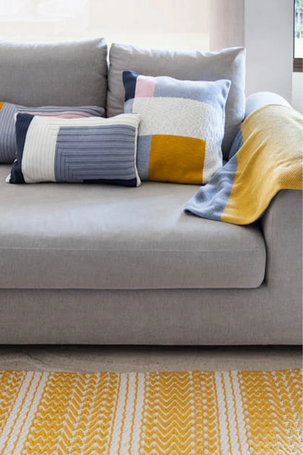 KNITTED BLANKET HONEYBEE MUSTARD - GREY Little Wonder & Co
