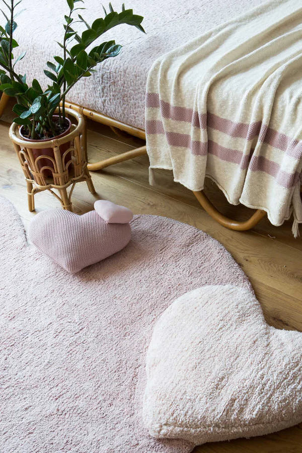 KNITTED CUSHION LOVE Little Wonder & Co